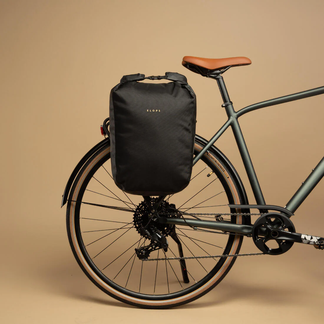 ALFORJA 500 PARA PARRILLA BICI 500 NEGRO 20 L IMPERMEABLE - Image 2