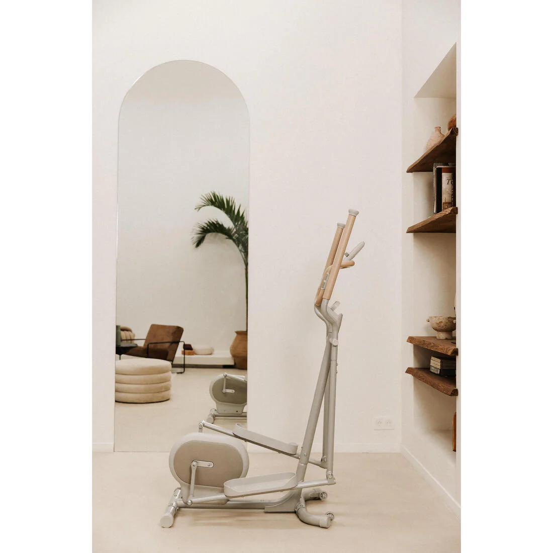 BICICLETA ELÍPTICA INITIAL ELLIPTICAL 300 AUTOALIMENTADA - Image 5