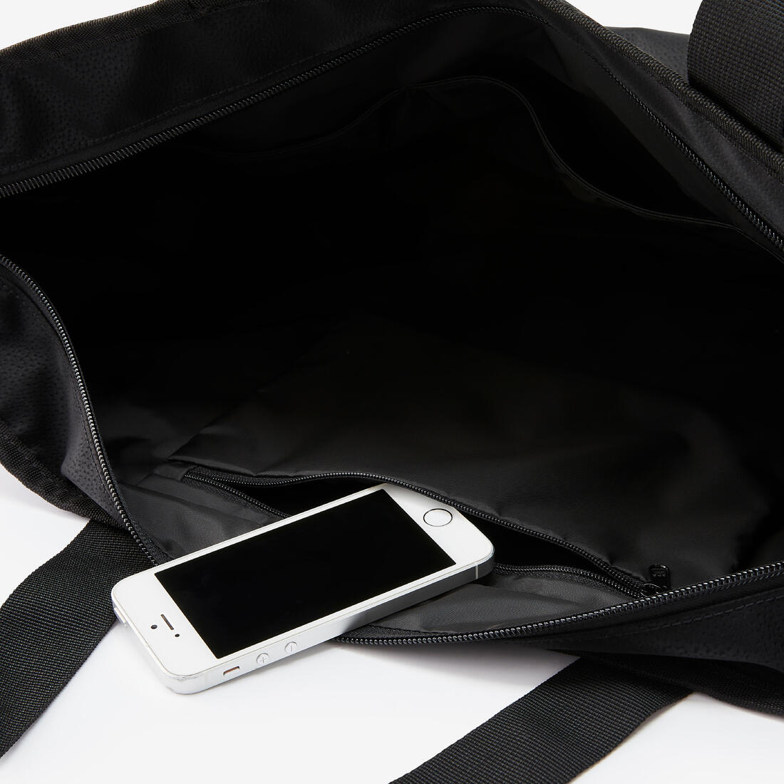 BOLSO DEPORTIVO EFECTO CUERO TEXTURIZADO 25 L - Image 5