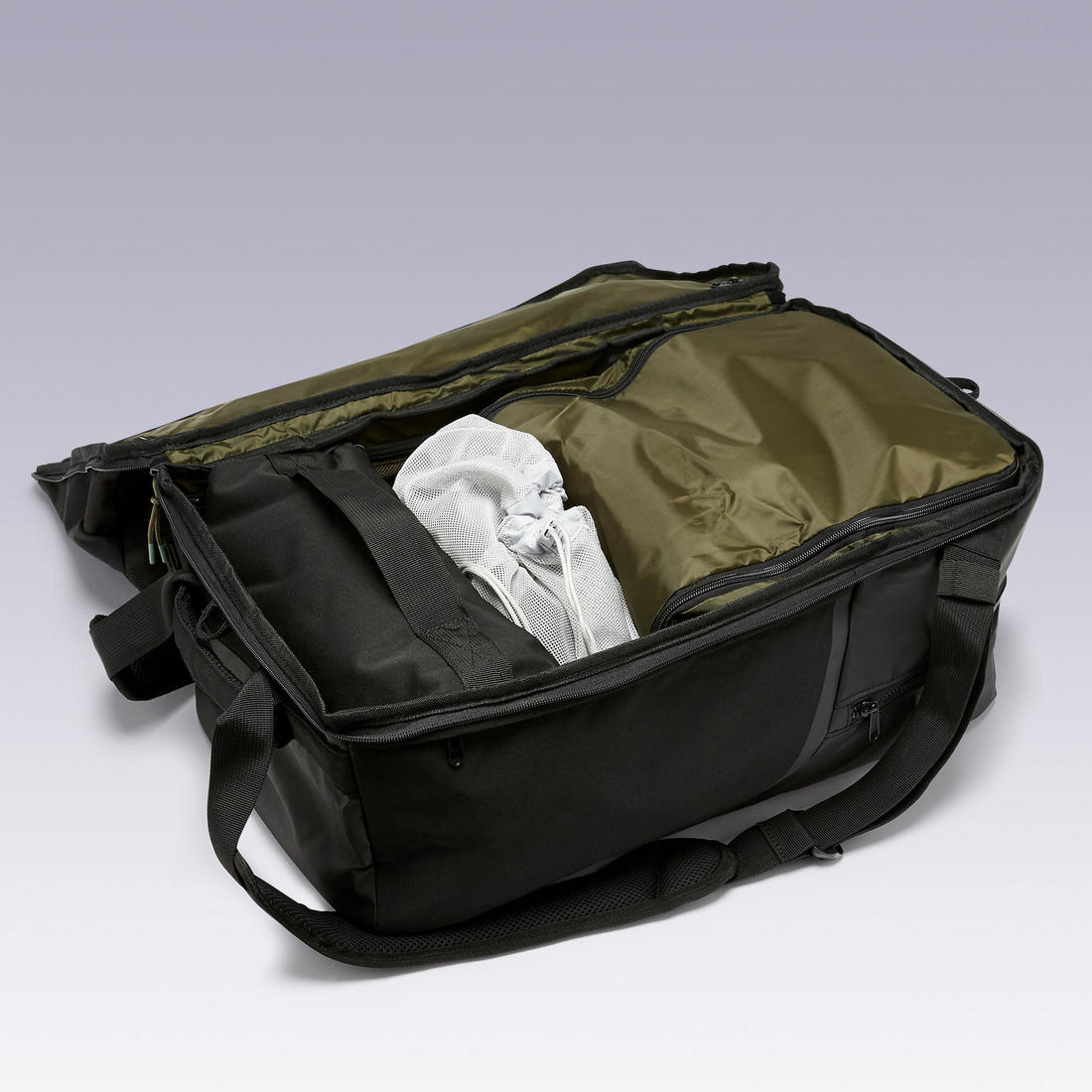 BOLSO DEPORTIVO URBAN 55 LITROS NEGRO - Image 3