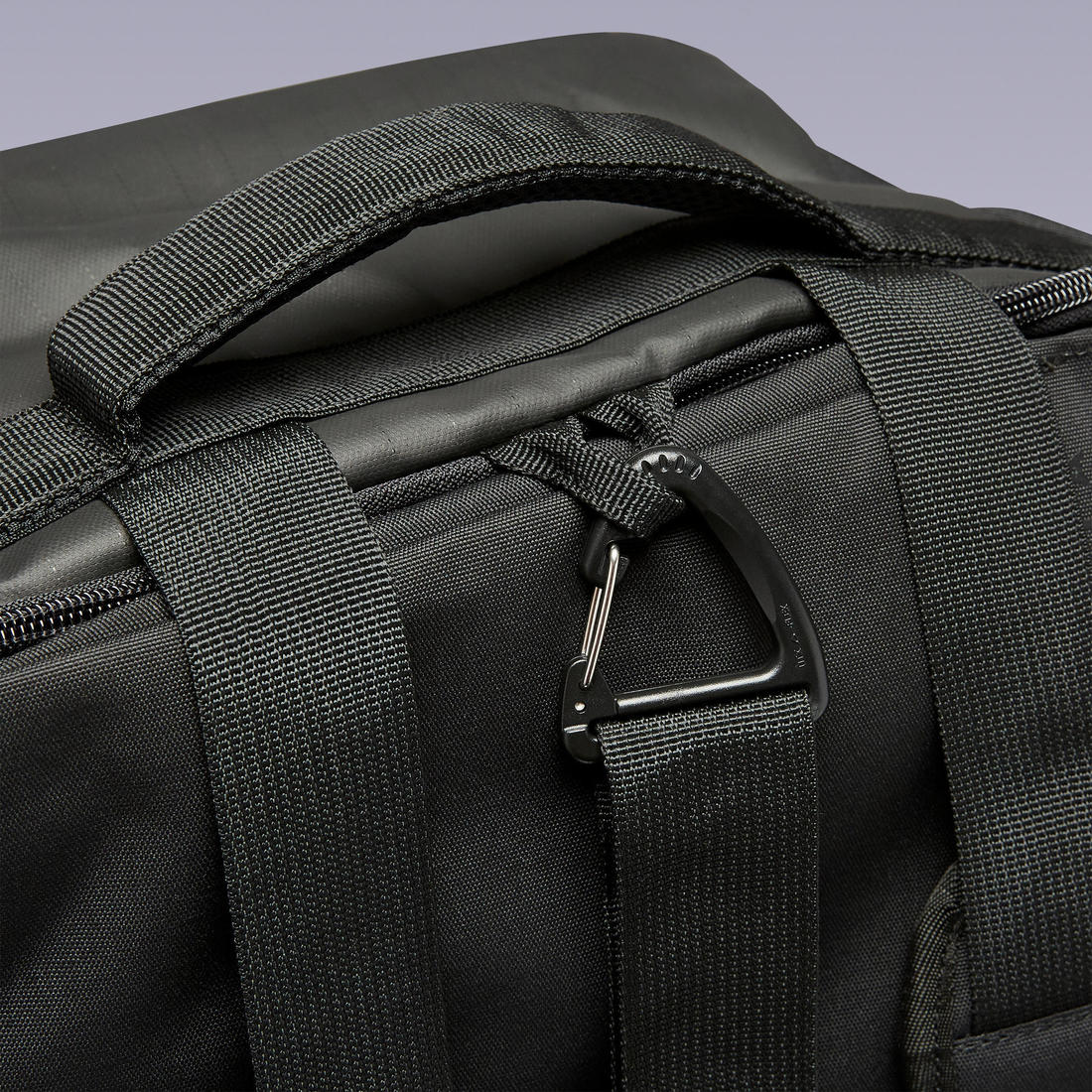 BOLSO DEPORTIVO URBAN 55 LITROS NEGRO - Image 4