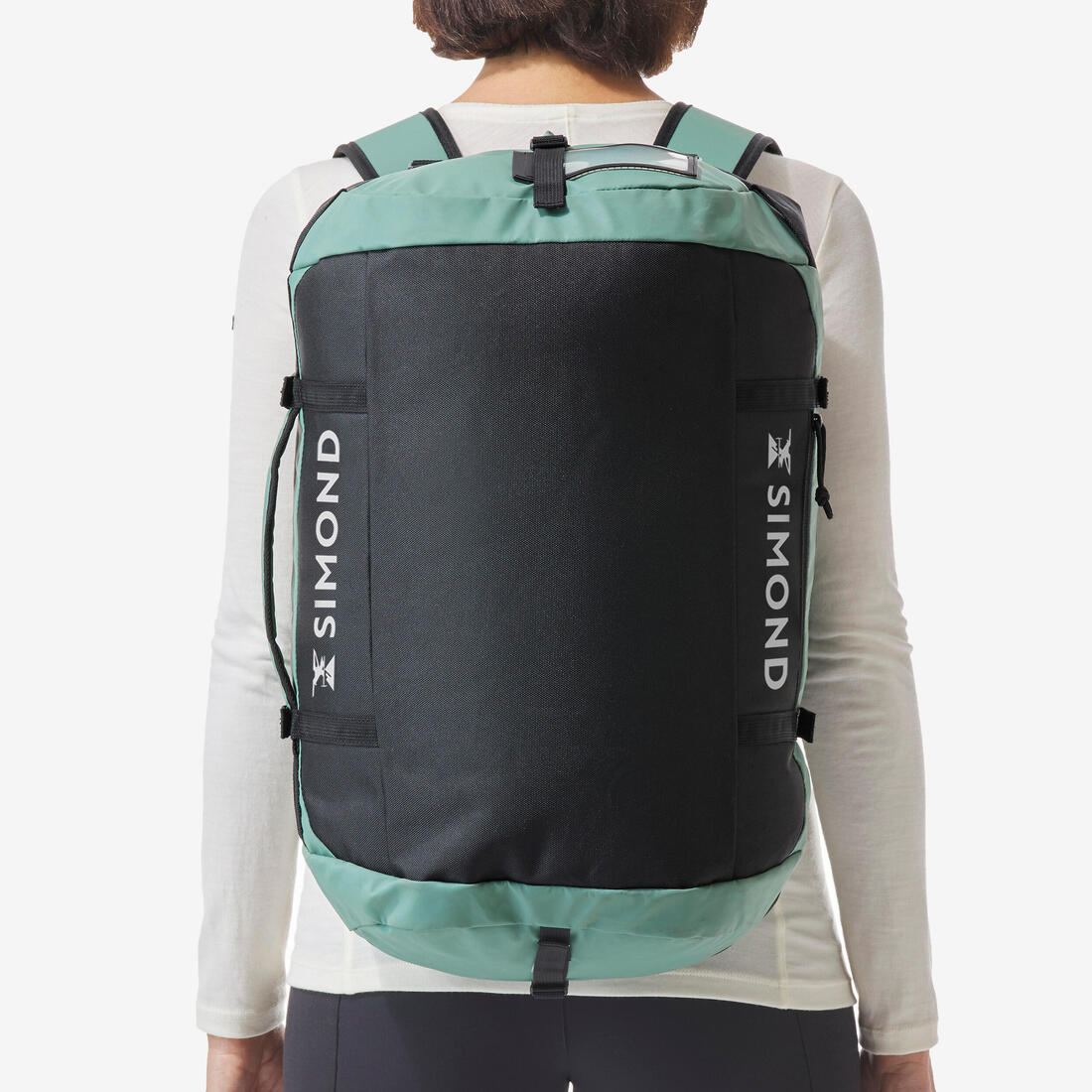 Bolso Duffel expansible 30 a 40L - Image 16