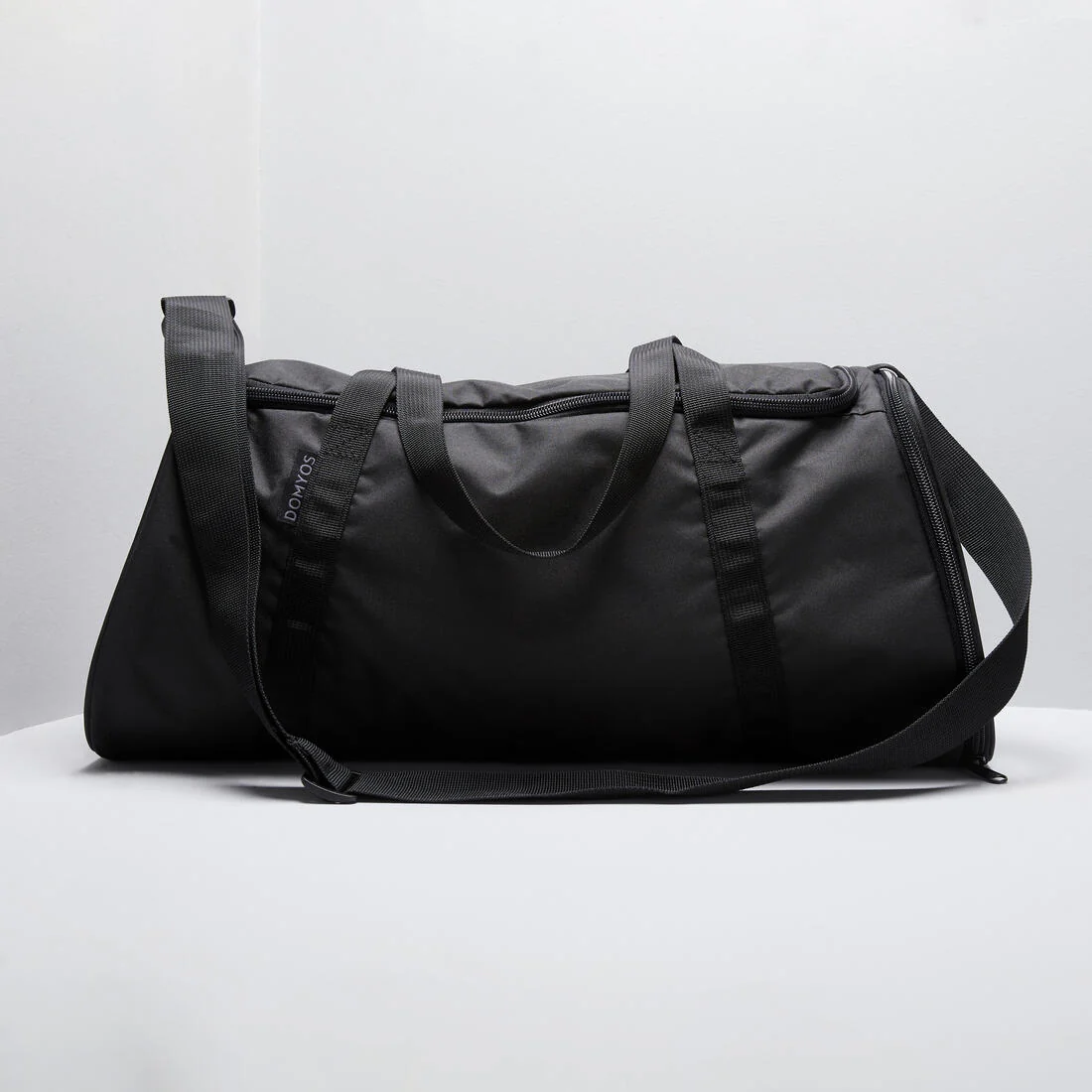 BOLSO FITNESS NEGRO 20 L - Image 10