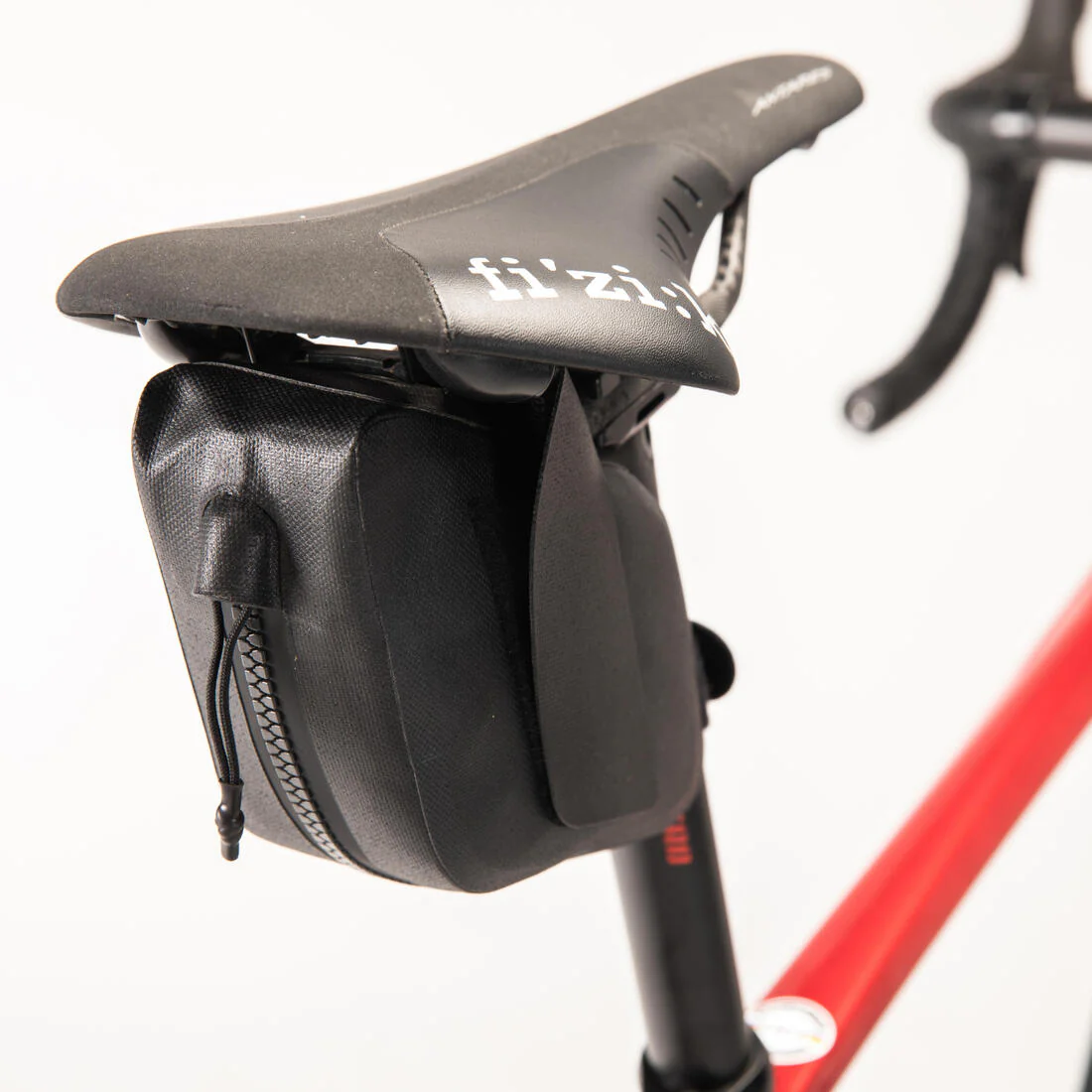 BOLSO PARA BICICLETAS SILLÍN 0,6 LITROS NEGRO - Image 4