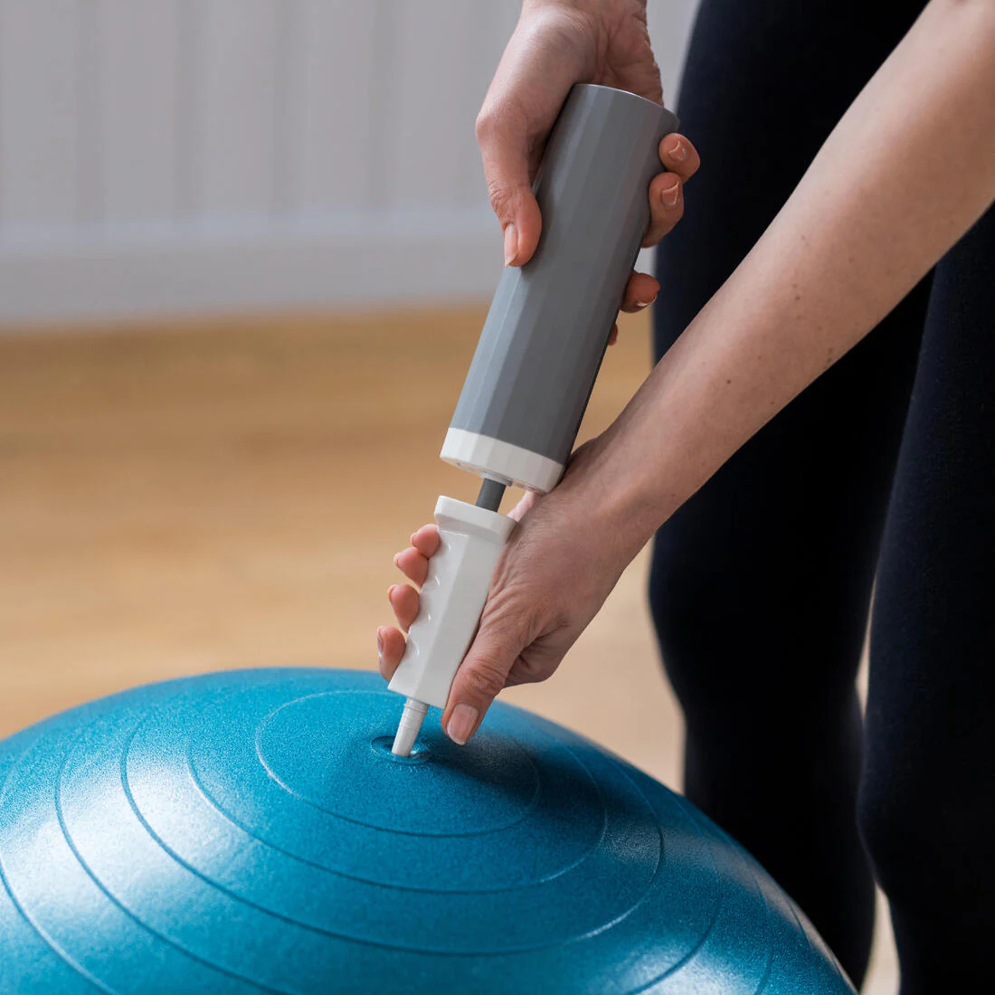 BOMBÍN GYM BALL COMPACTO - Image 2