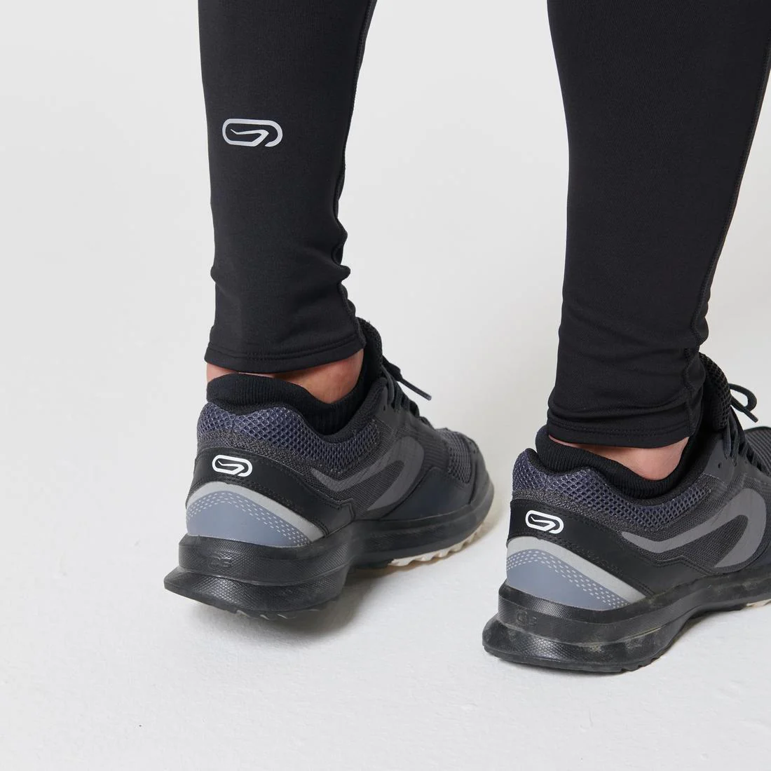 CALZAS RUNNING HOMBRE WARM NEGRO - Image 32