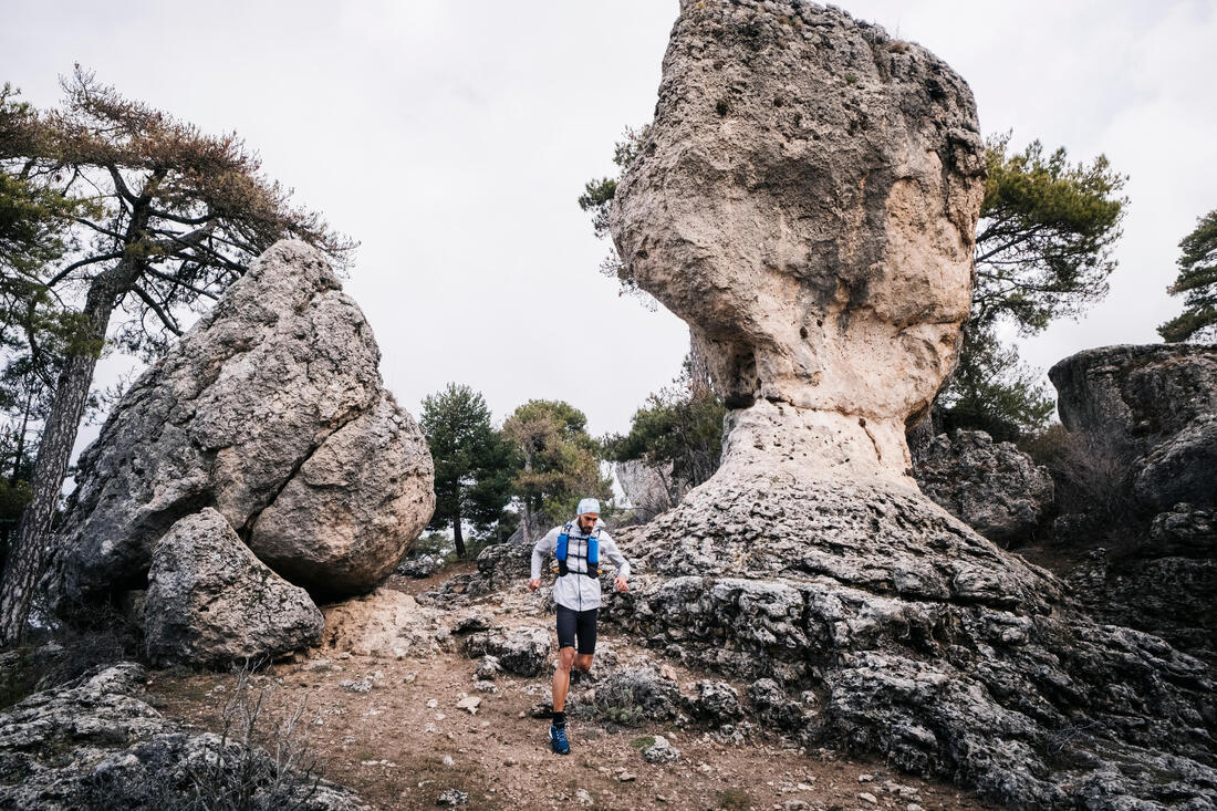 CALZAS TRAIL RUNNING HOMBRE EMBOSS NEGRO - Image 13