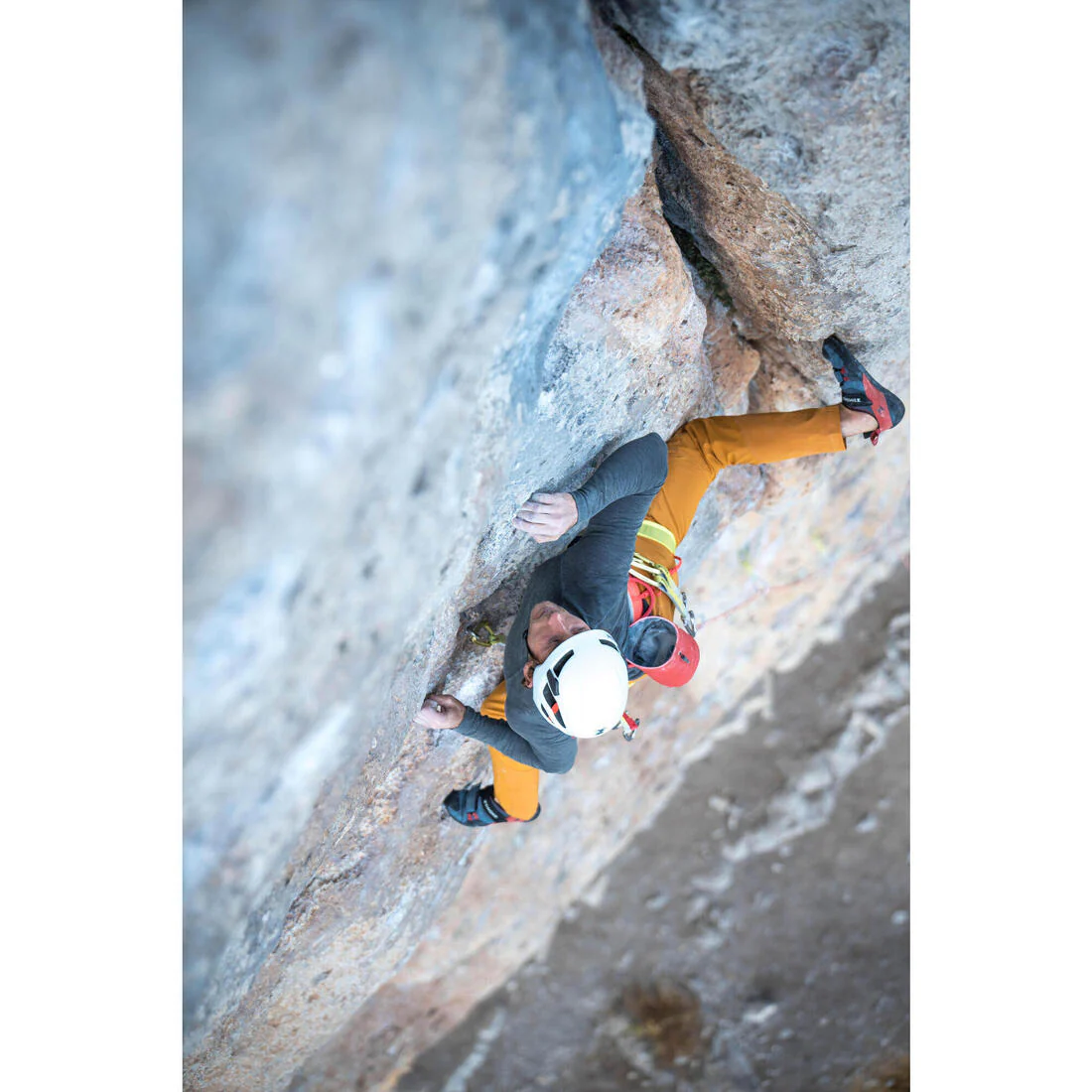 CASCO ESCALADA Y ALPINISMO EDGE - Image 19