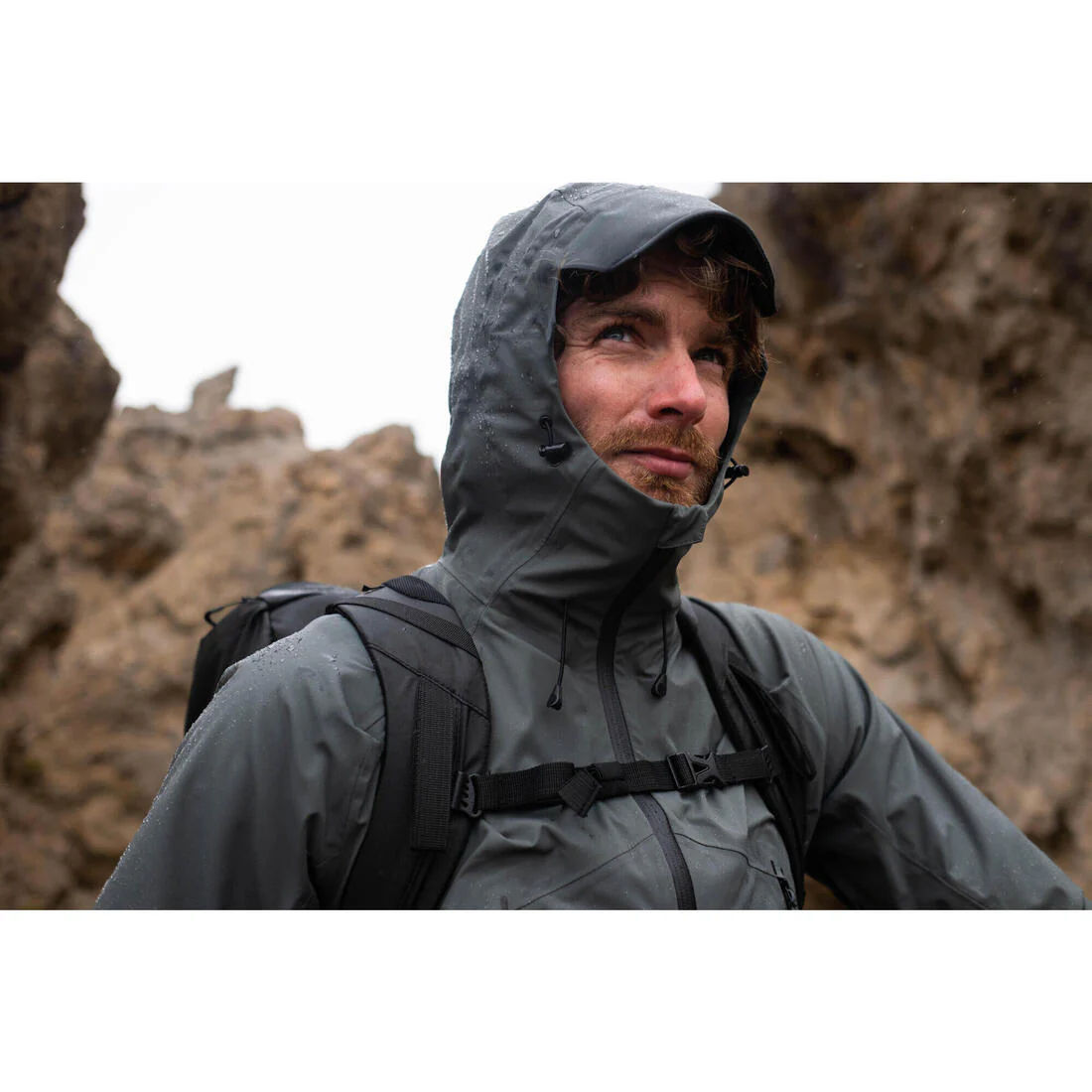 CHAQUETA DE SENDERISMO IMPERMEABLE HOMBRE MH500 - Image 23