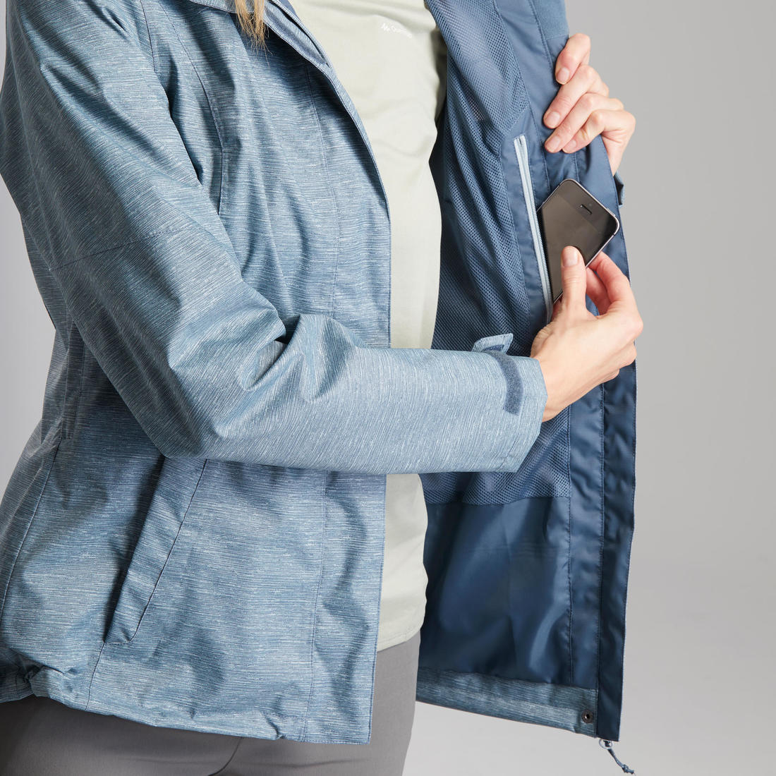 CHAQUETA IMPERMEABLE DE SENDERISMO MUJER MH100 - Image 17