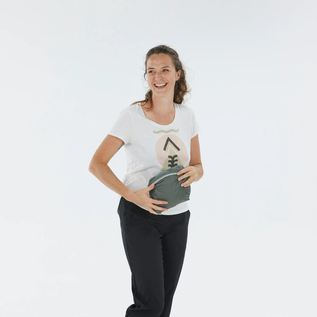 CHAQUETA IMPERMEABLE DE SENDERISMO MUJER - Image 31