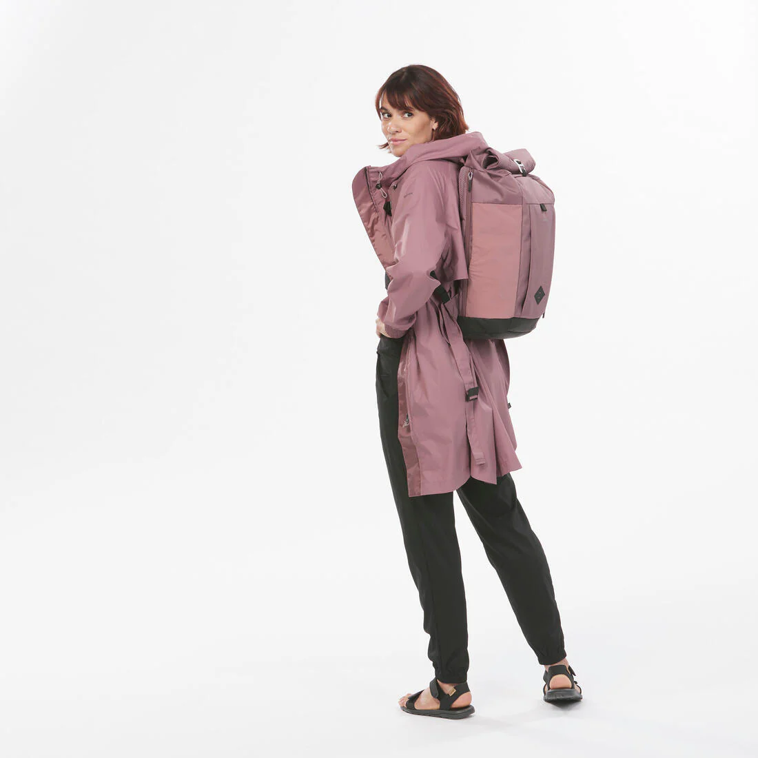 CHAQUETA IMPERMEABLE DE SENDERISMO MUJER - Image 5