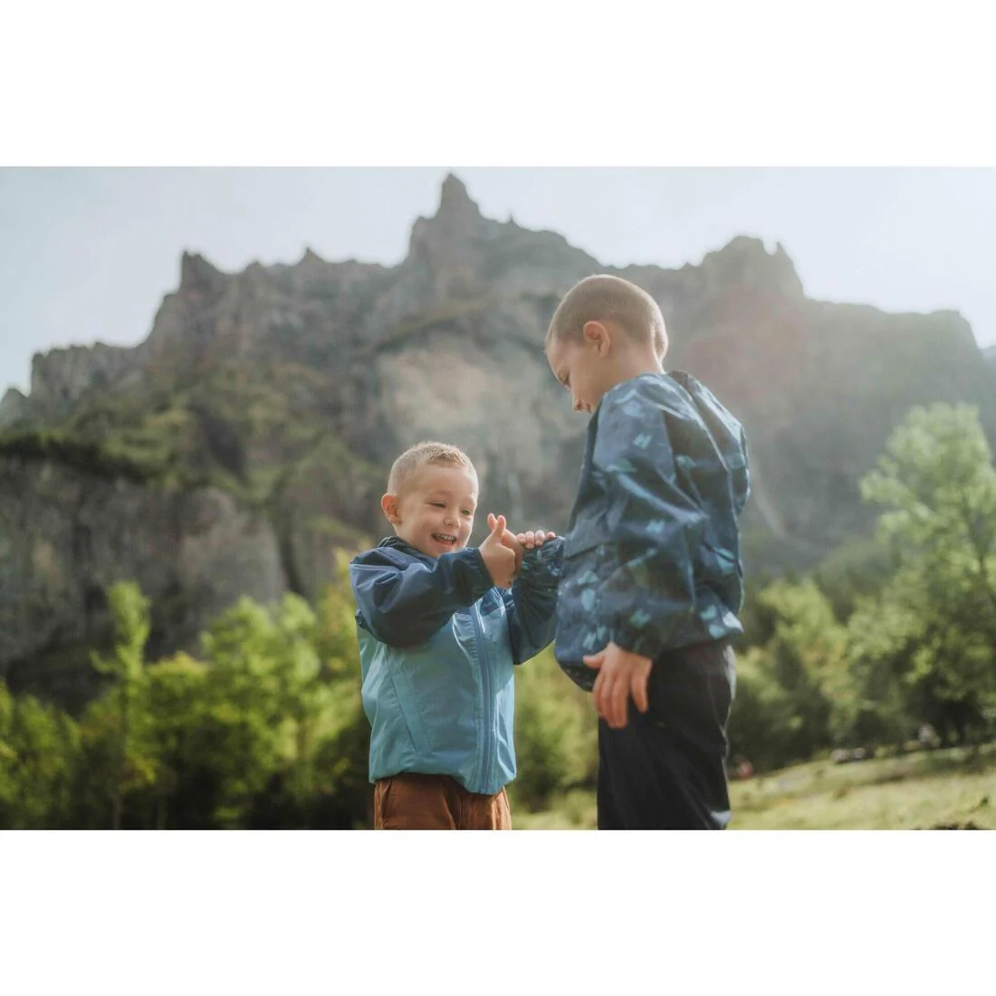 CHAQUETA IMPERMEABLE DE SENDERISMO NIÑOS MH100 ZIP - Image 15