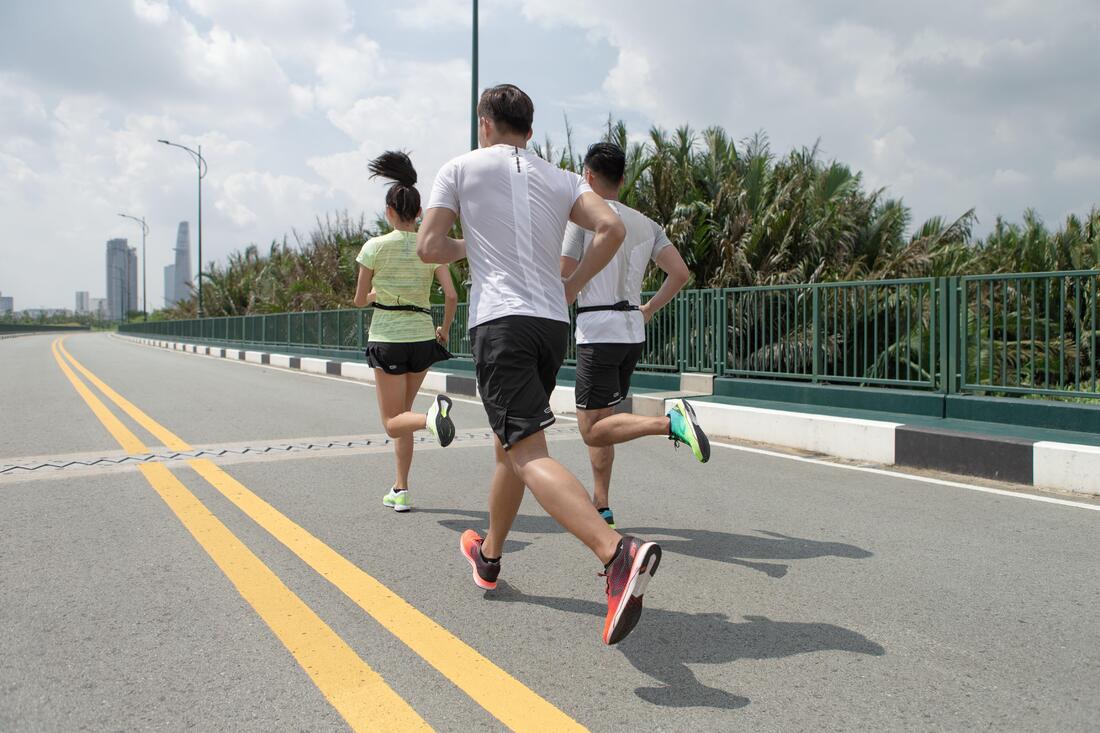 CINTURÓN PORTADORSAL RUNNING NEGRO - Image 7