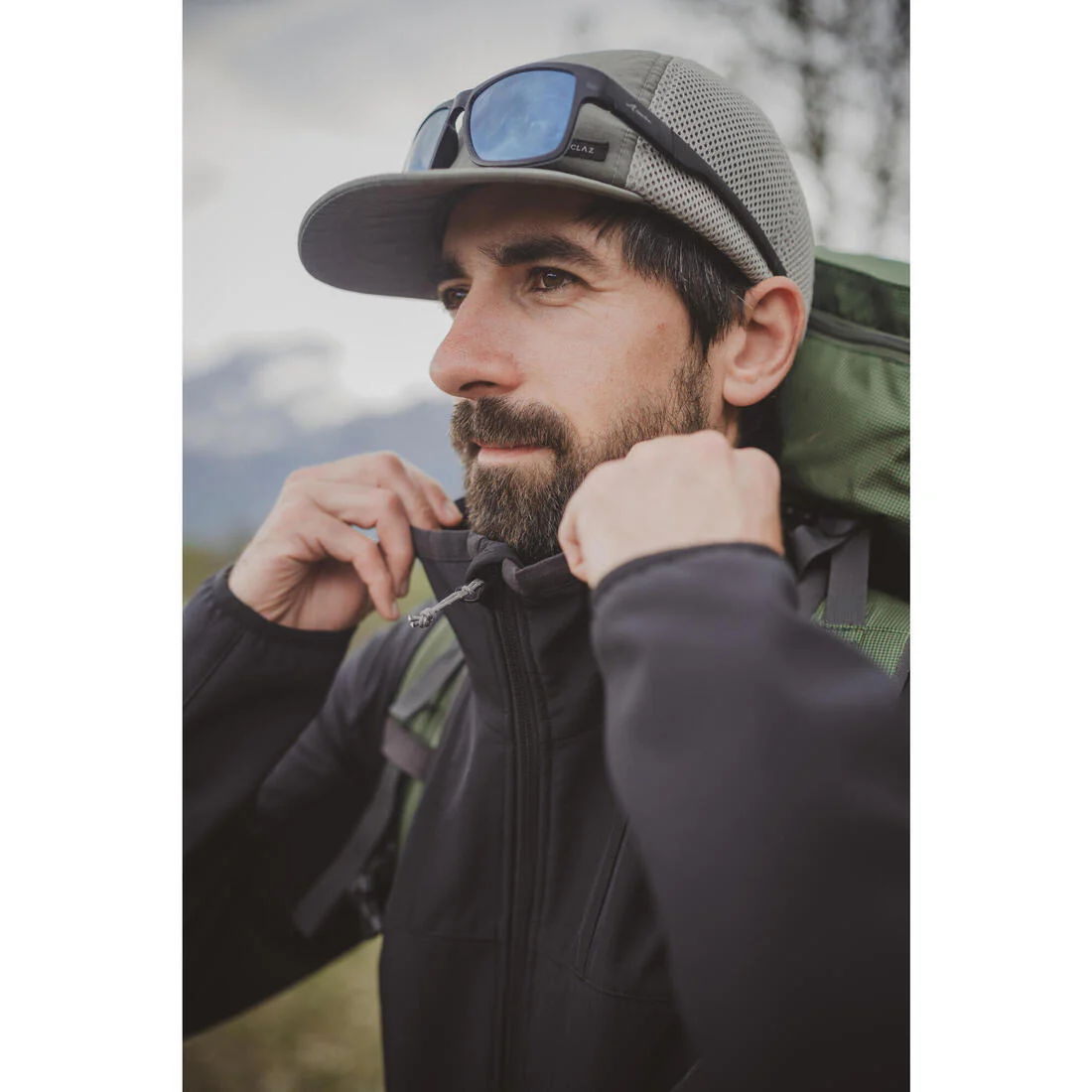 CORTAVIENTO SOFTSHELL HOMBRE MT100 - Image 17