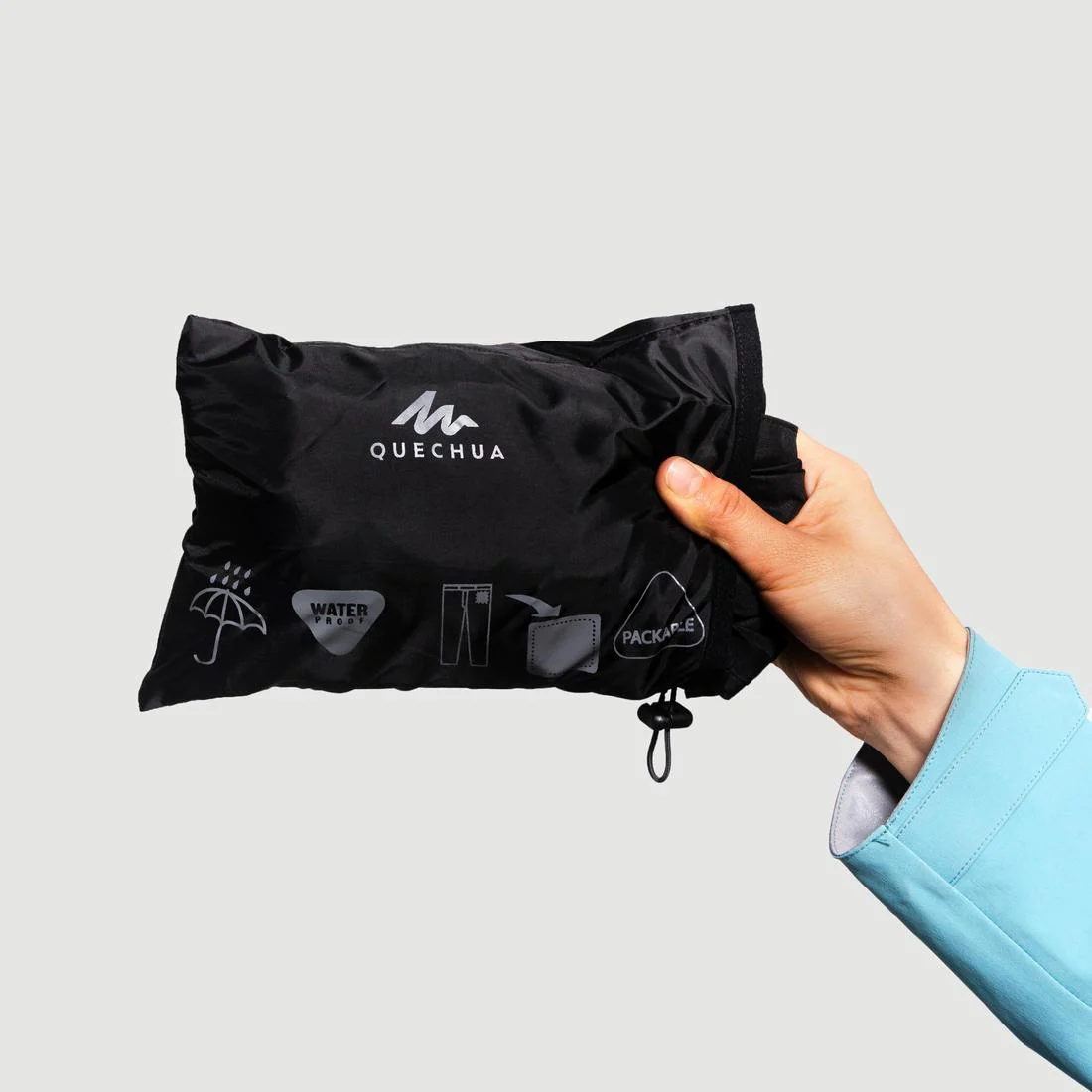 CUBREPANTALÓN IMPERMEABLE SENDERISMO MUJER MH500 NEGRO - Image 4