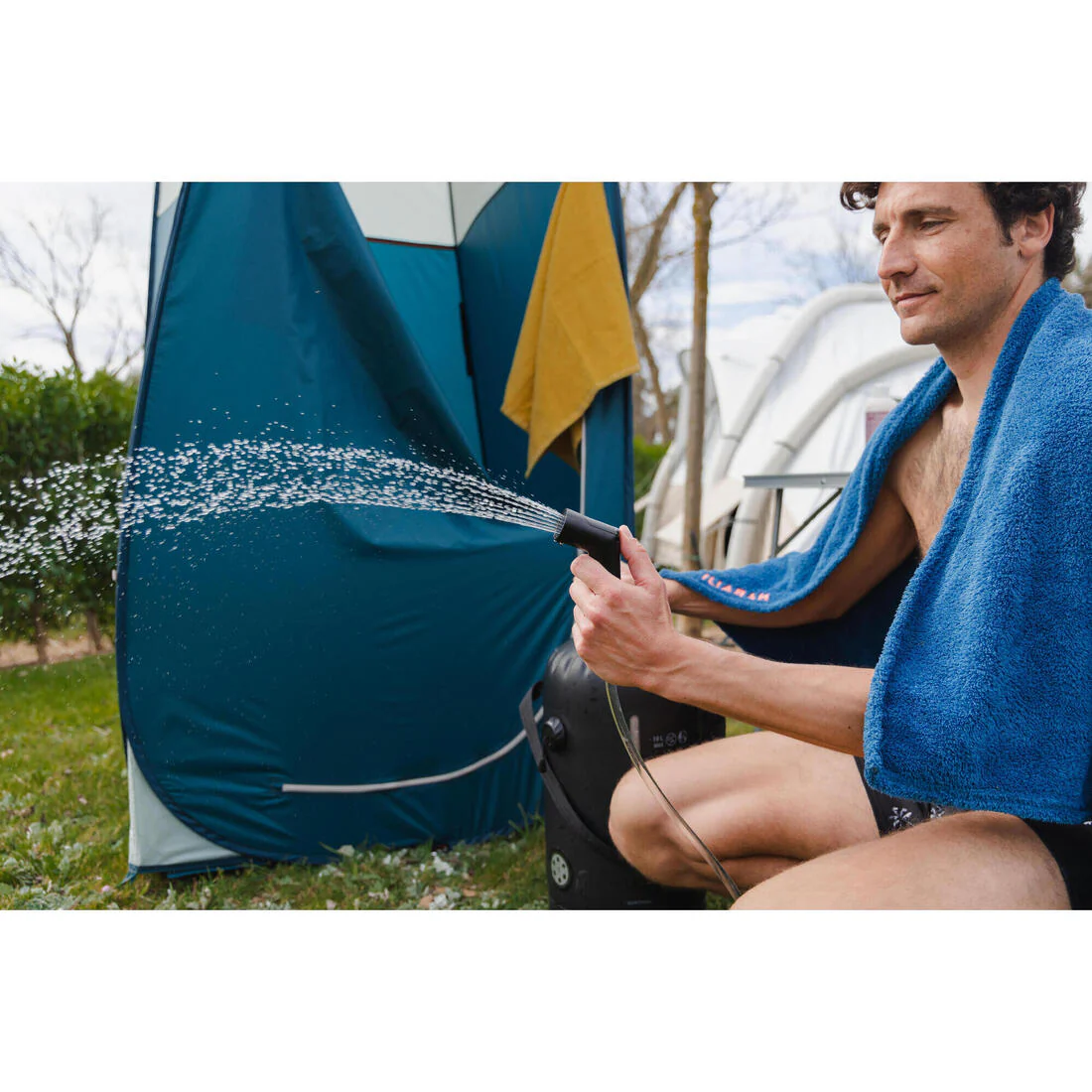 DUCHA SOLAR CAMPING 10 LITROS - Image 7