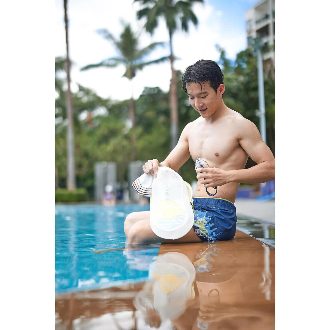 FUNDA NATACIÓN TRANSPARENTE IMPERMEABLE 6 L - Image 13