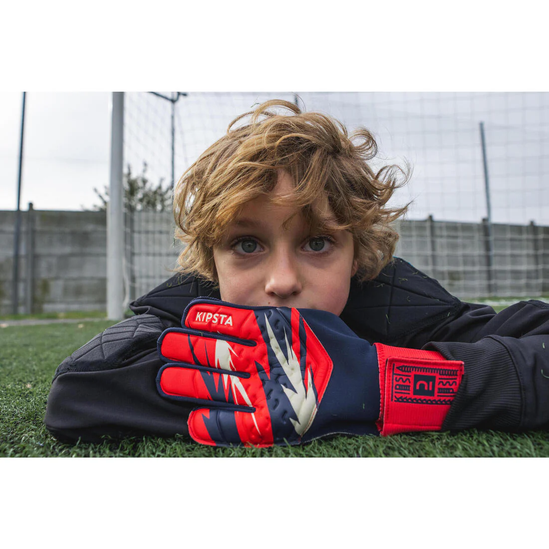 GUANTES DE ARQUERO DE FÚTBOL NIÑO F100 SUPERESIST ROJO AZUL - Image 10
