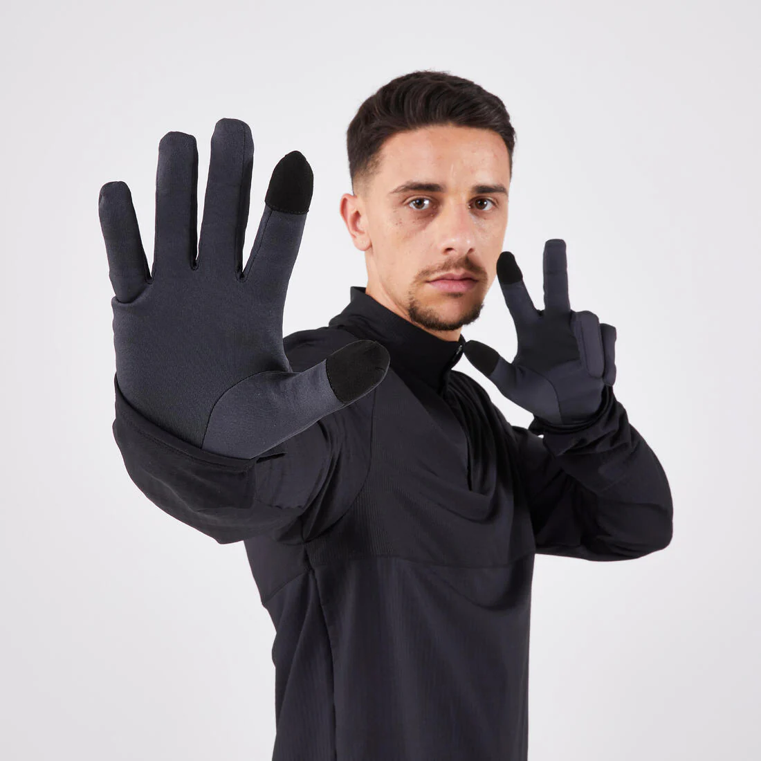 GUANTES DE RUNNING TÁCTILES ADULTO KIPRUN WARM 100 V2 NEGRO - Image 7