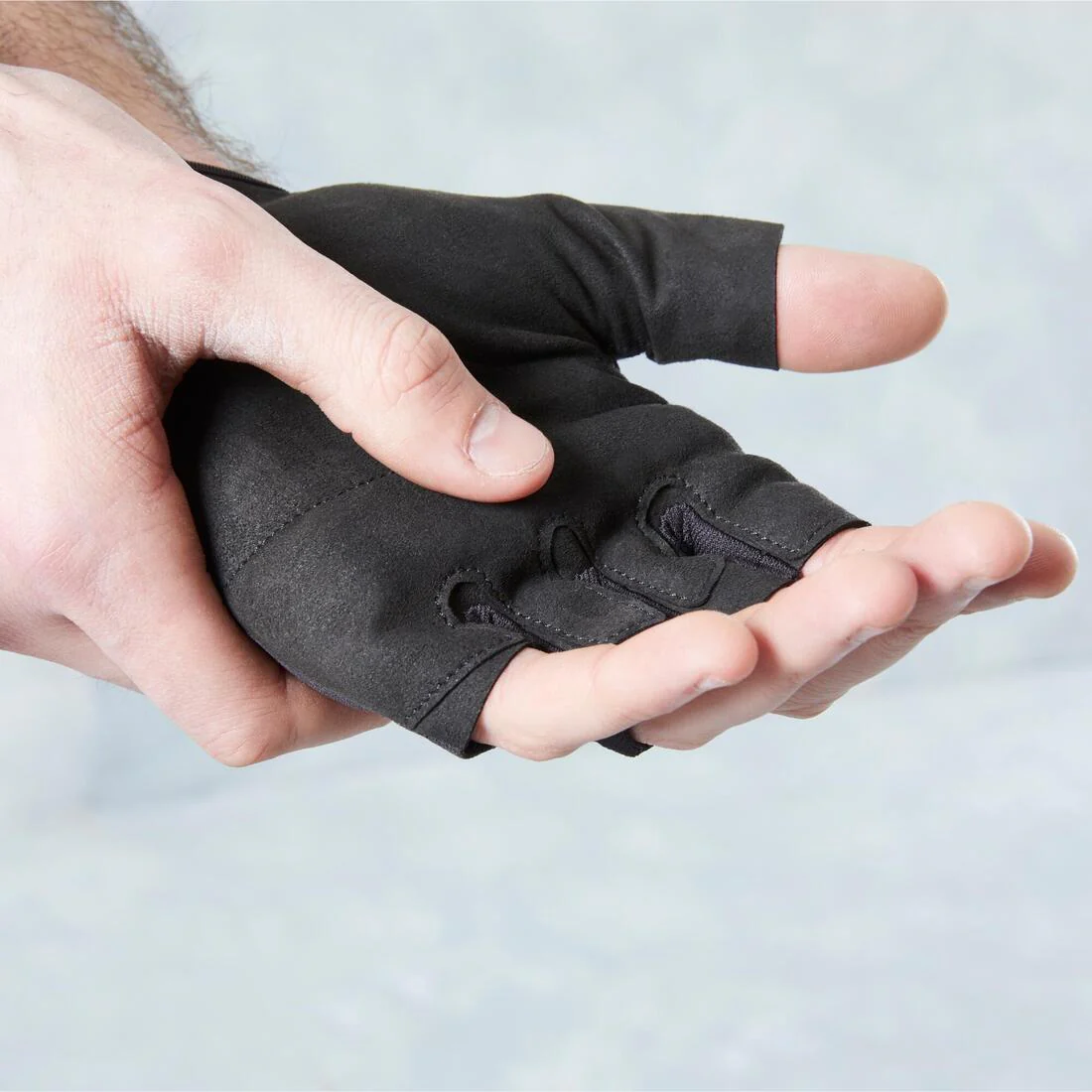GUANTES MUSCULACIÓN 100 NEGRO - Image 4