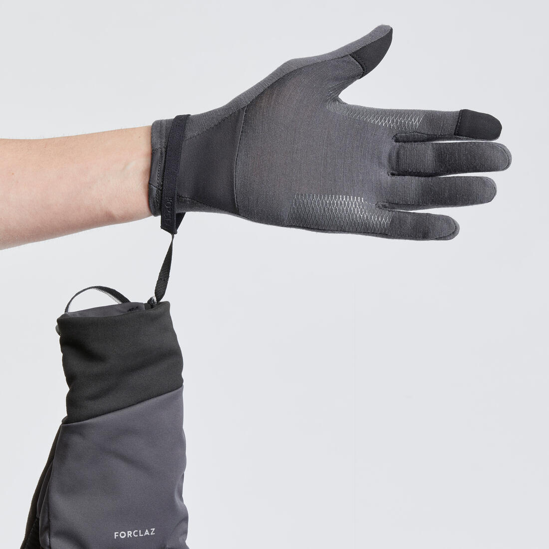 GUANTES TÁCTILES DE SENDERISMO ADULTO MT900 - Image 10