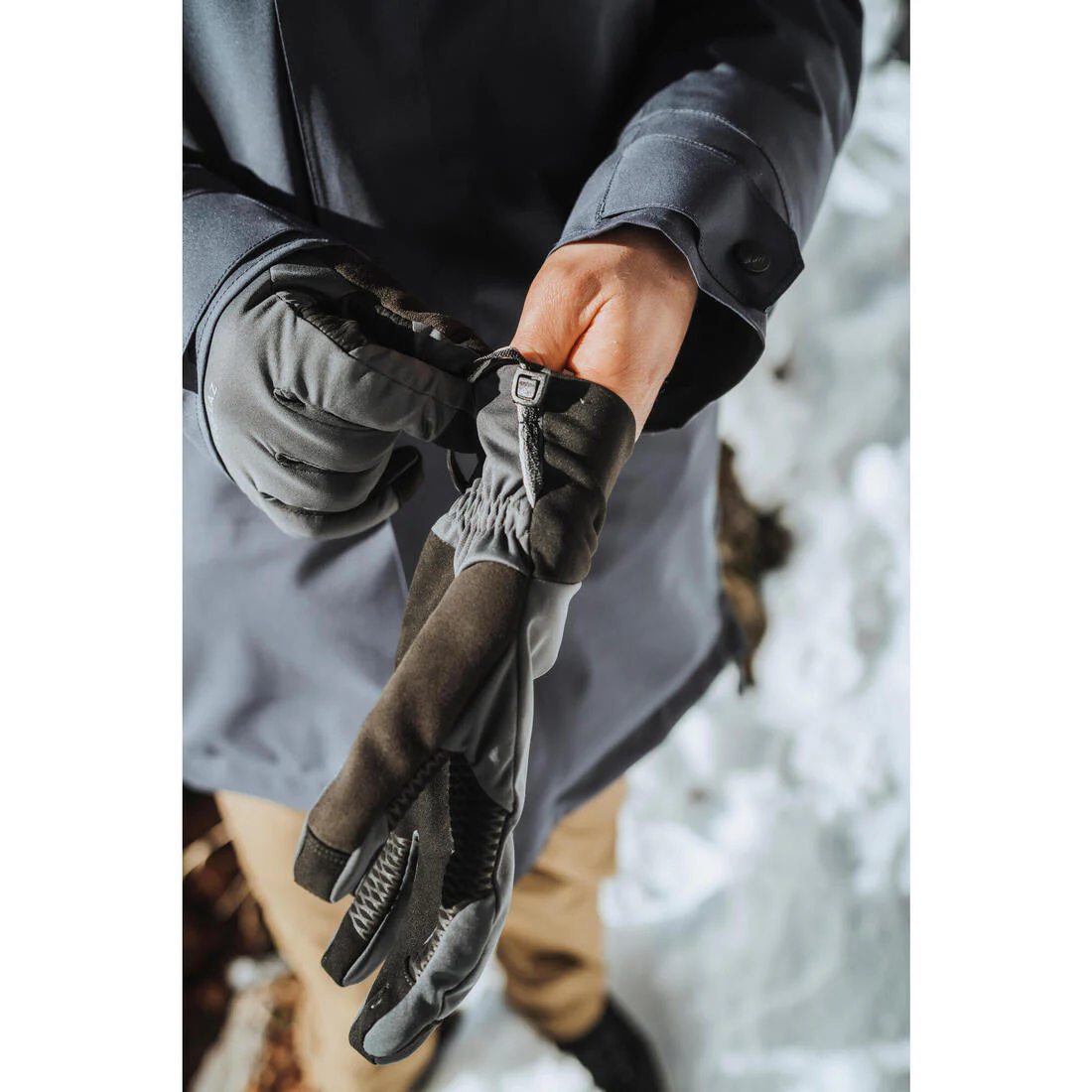 GUANTES TÁCTILES DE SENDERISMO ADULTO MT900 - Image 17