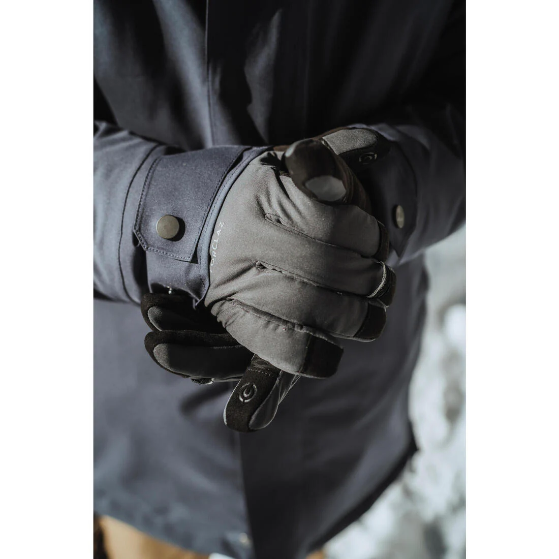 GUANTES TÁCTILES DE SENDERISMO ADULTO MT900 - Image 18