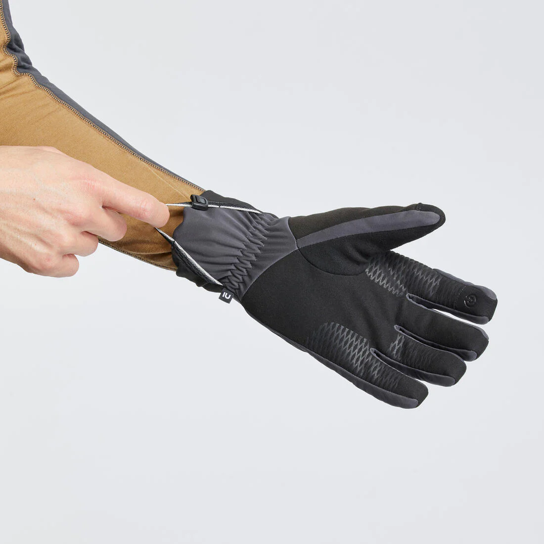 GUANTES TÁCTILES DE SENDERISMO ADULTO MT900 - Image 5
