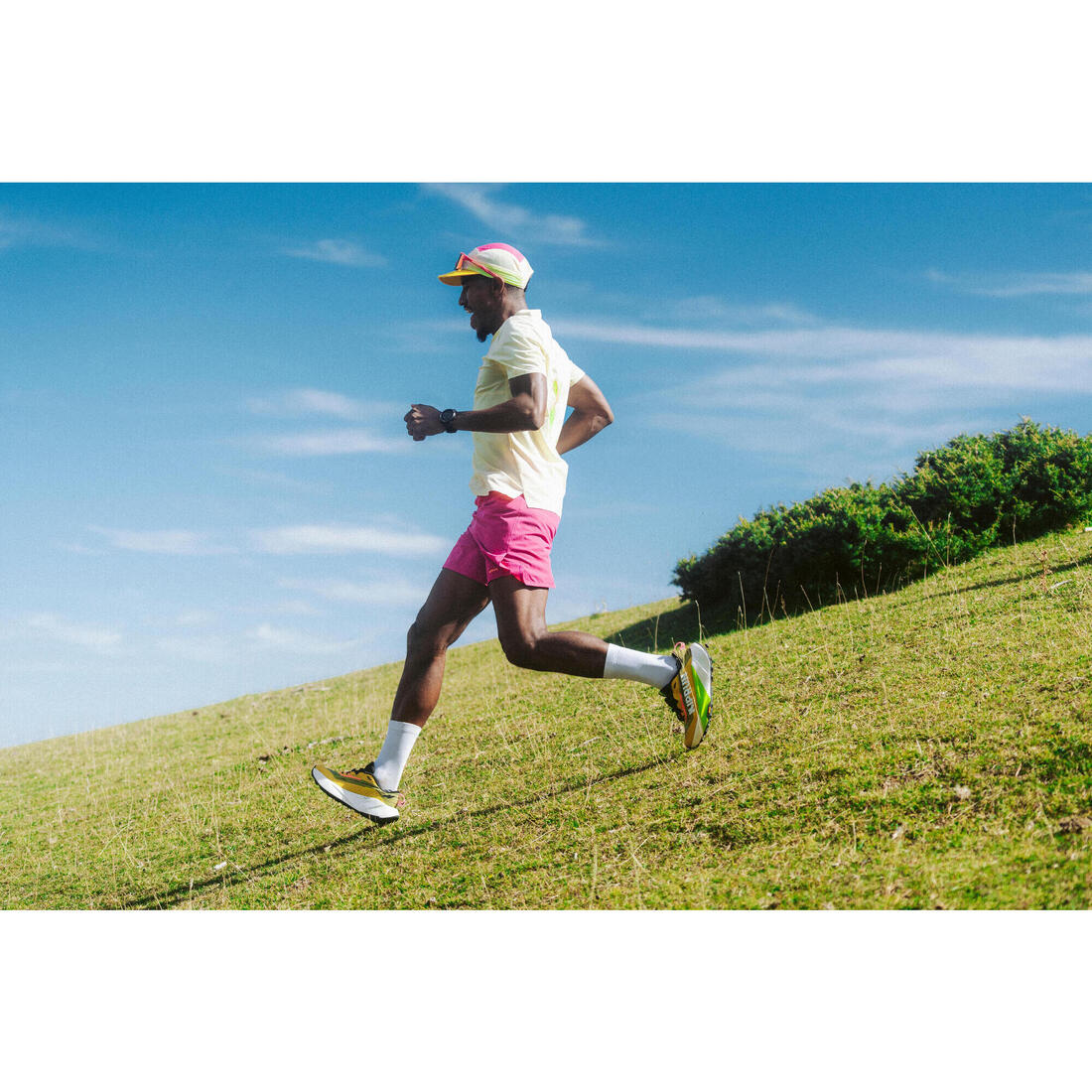 JOCKEY DE RUNNING ADULTO KIPRUN 5 PIEZAS - Image 25