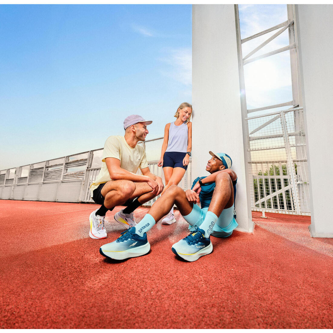 JOCKEY DE RUNNING ADULTO KIPRUN 5 PIEZAS - Image 33