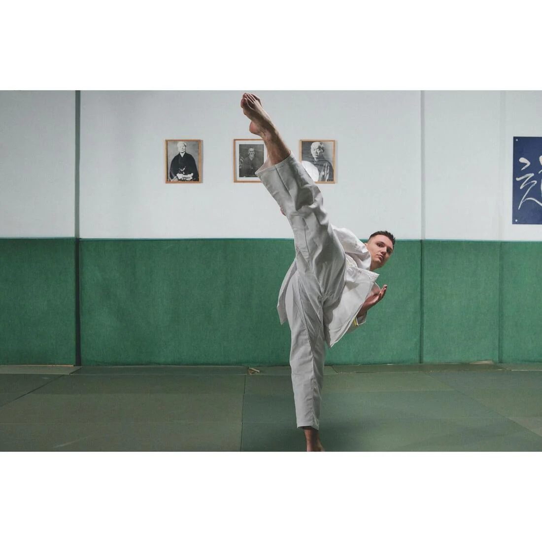 KIMONO DE KARATE BLANCO DE ADULTO 100 - Image 10