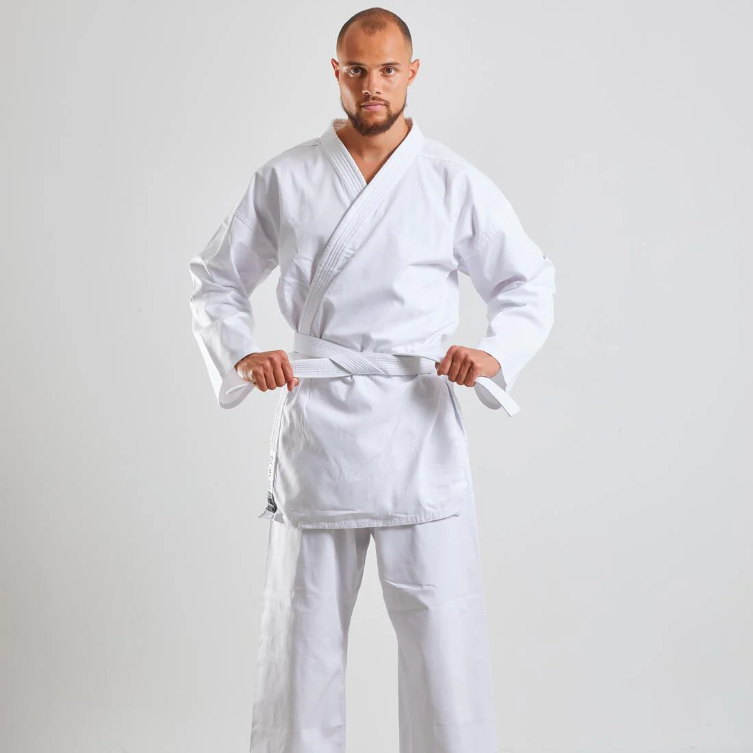 KIMONO DE KARATE BLANCO DE ADULTO 100 - Image 2