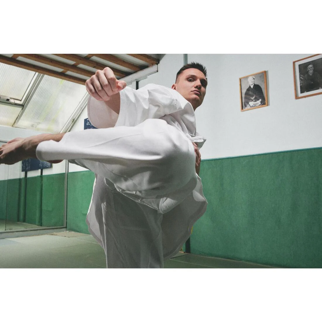 KIMONO DE KARATE BLANCO DE ADULTO 100 - Image 7