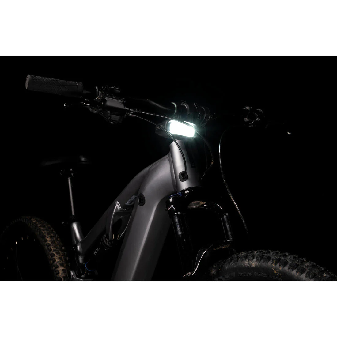 Luz Bicicleta FL940 Uso Caminos No Iluminados - Image 13