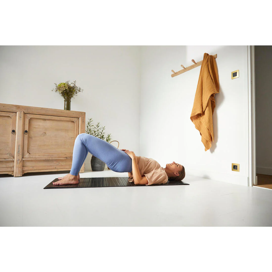 MAT FITNESS 100 NEGRO RESISTENTE 140 CM × 50 CM × 7 MM - Image 5