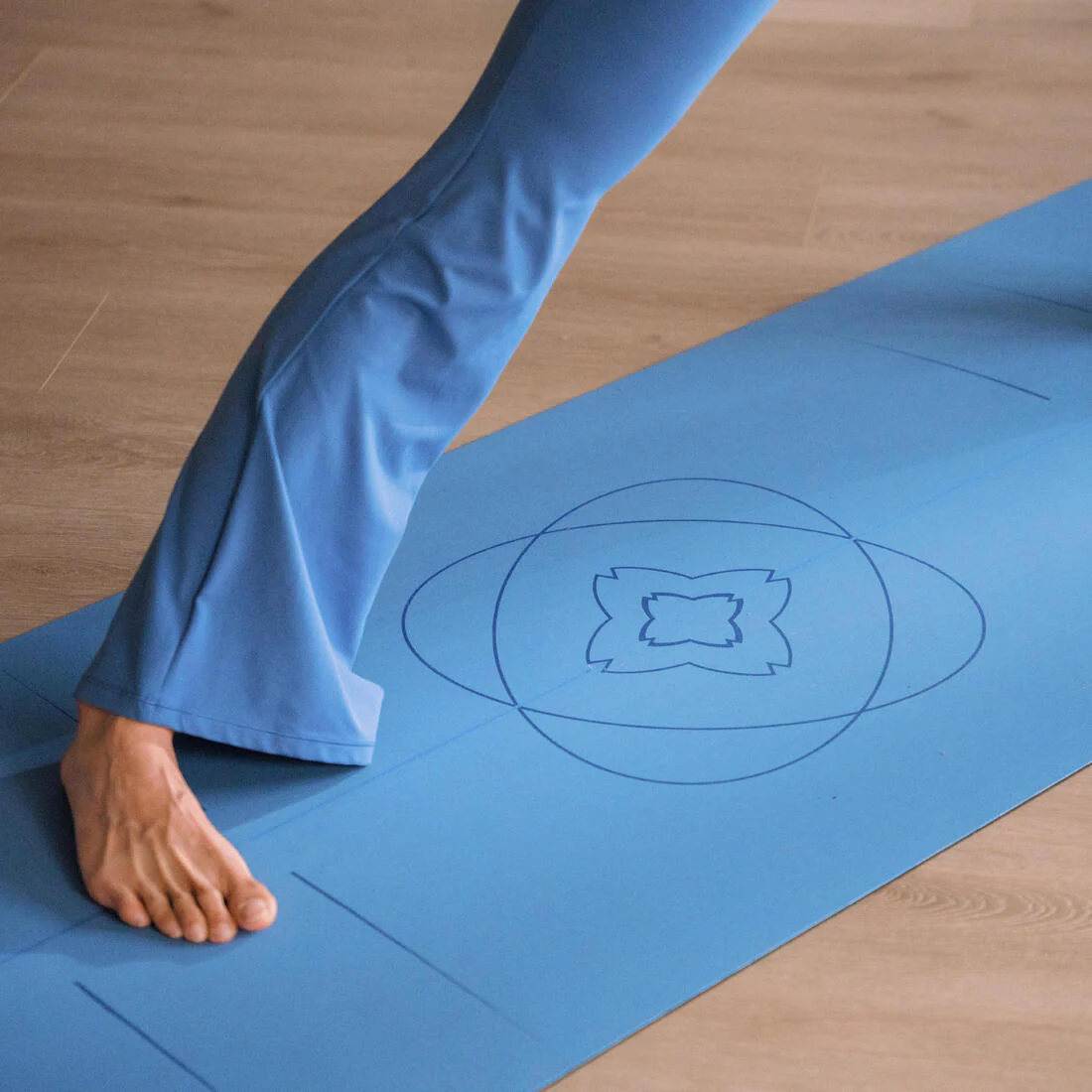 MAT YOGA ULTRAADHERENTE 4 MM - Image 3