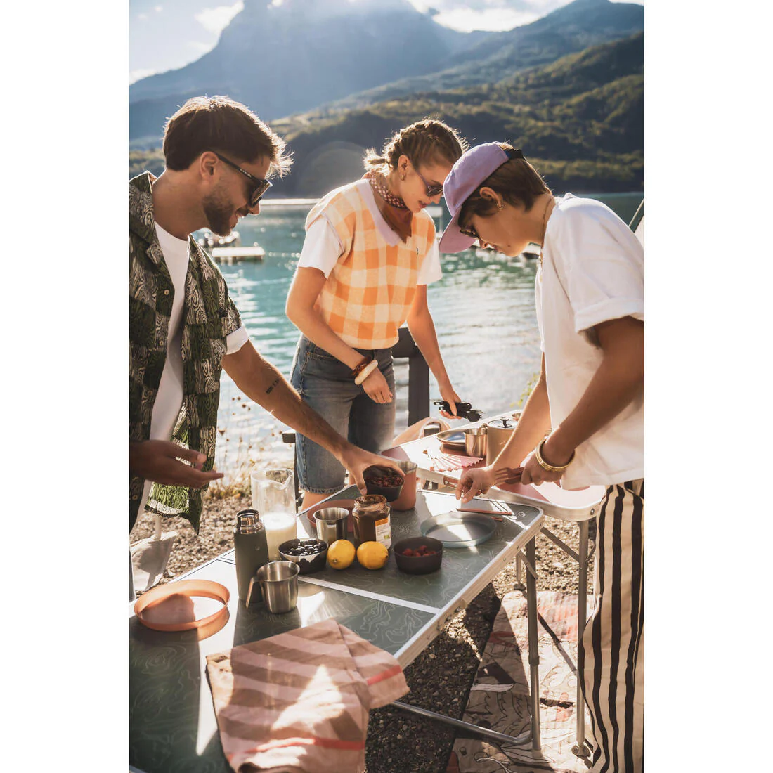 MESA PLEGABLE CAMPING 4 A 6 PERSONAS - Image 19