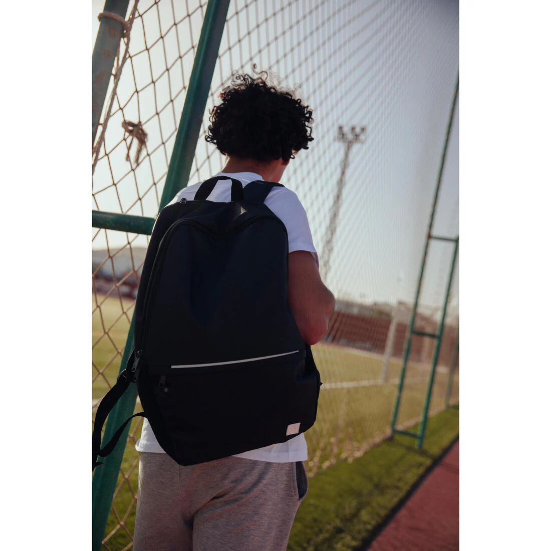 MOCHILA 24L ESSENTIAL NEGRO - Image 12