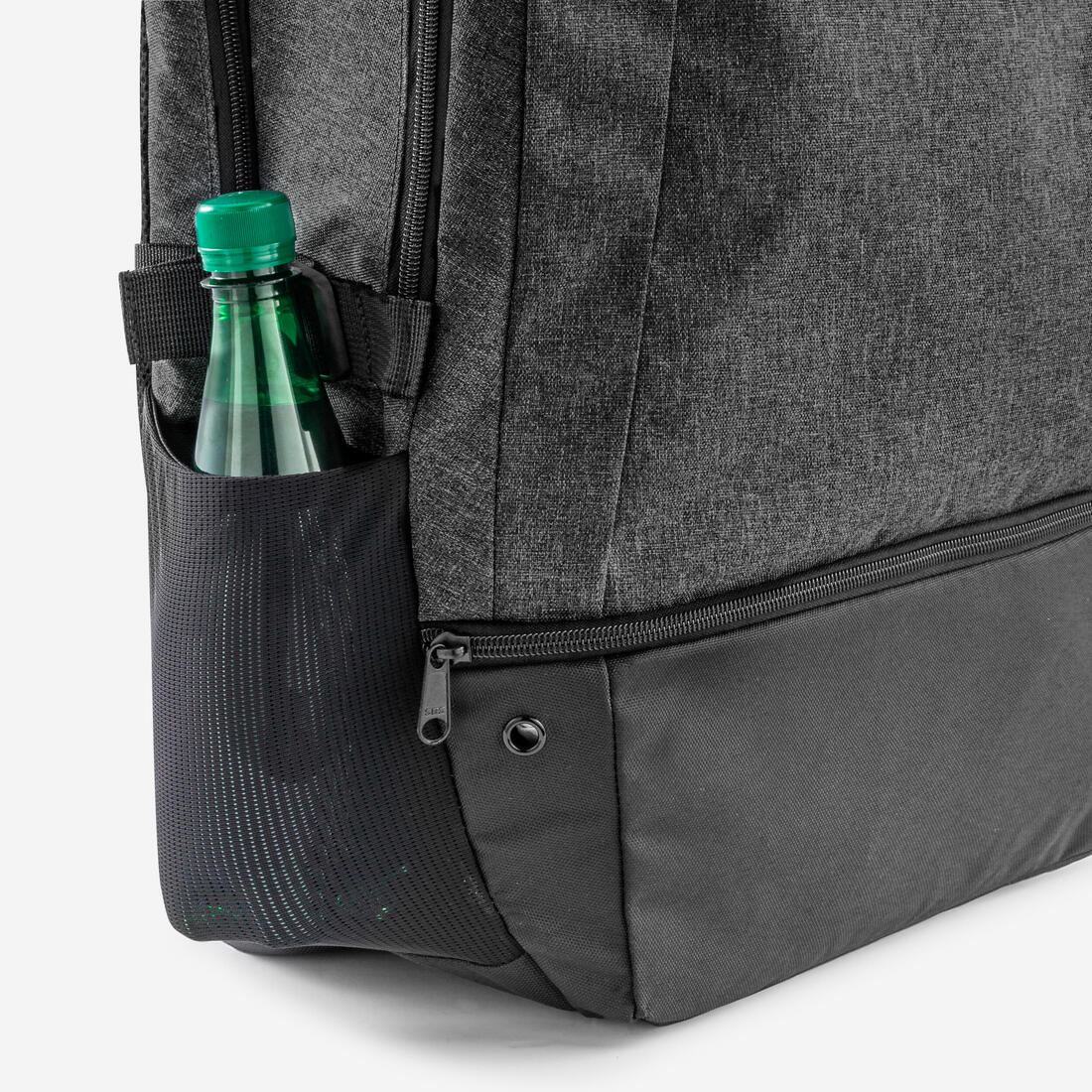 MOCHILA 33L ESSENTIAL GRIS OSCURO - Image 11