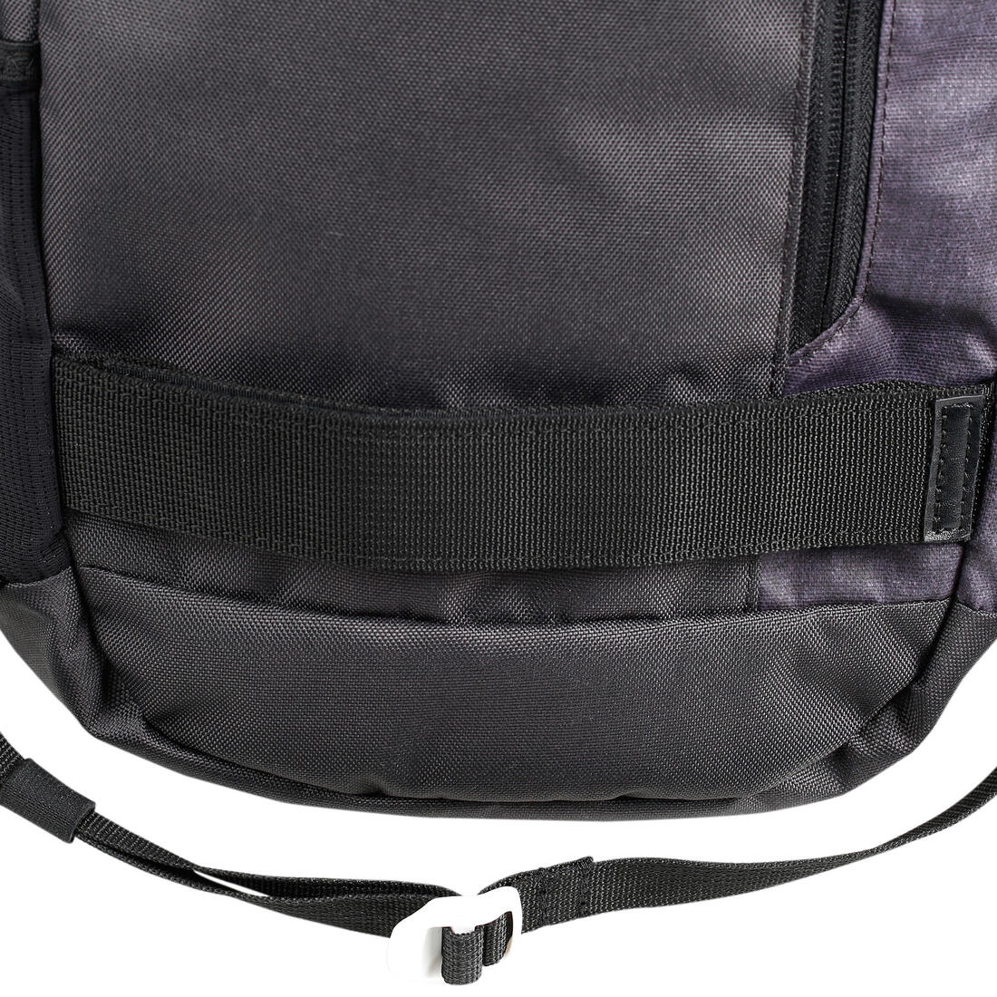 MOCHILA DE SKATE MID NEGRO JASPEADO 23L - Image 8