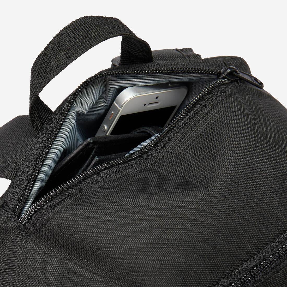MOCHILA DEPORTIVA CON COMPARTIMENTO CALZADO 17L - Image 17