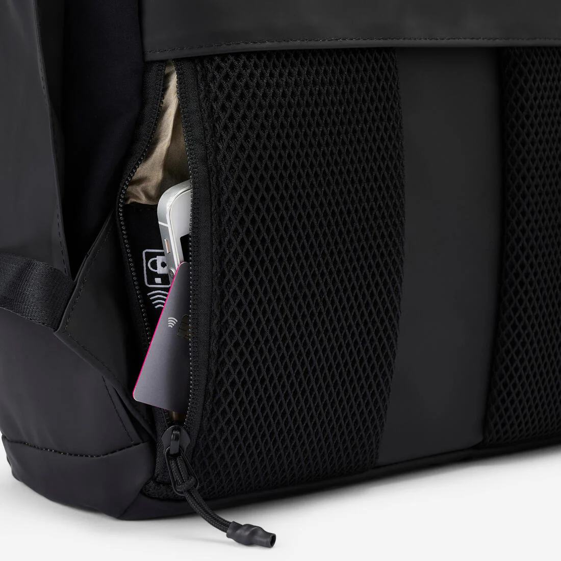 MOCHILA IMPERMEABLE 15 L COMPARTIMENTO PC - Image 17