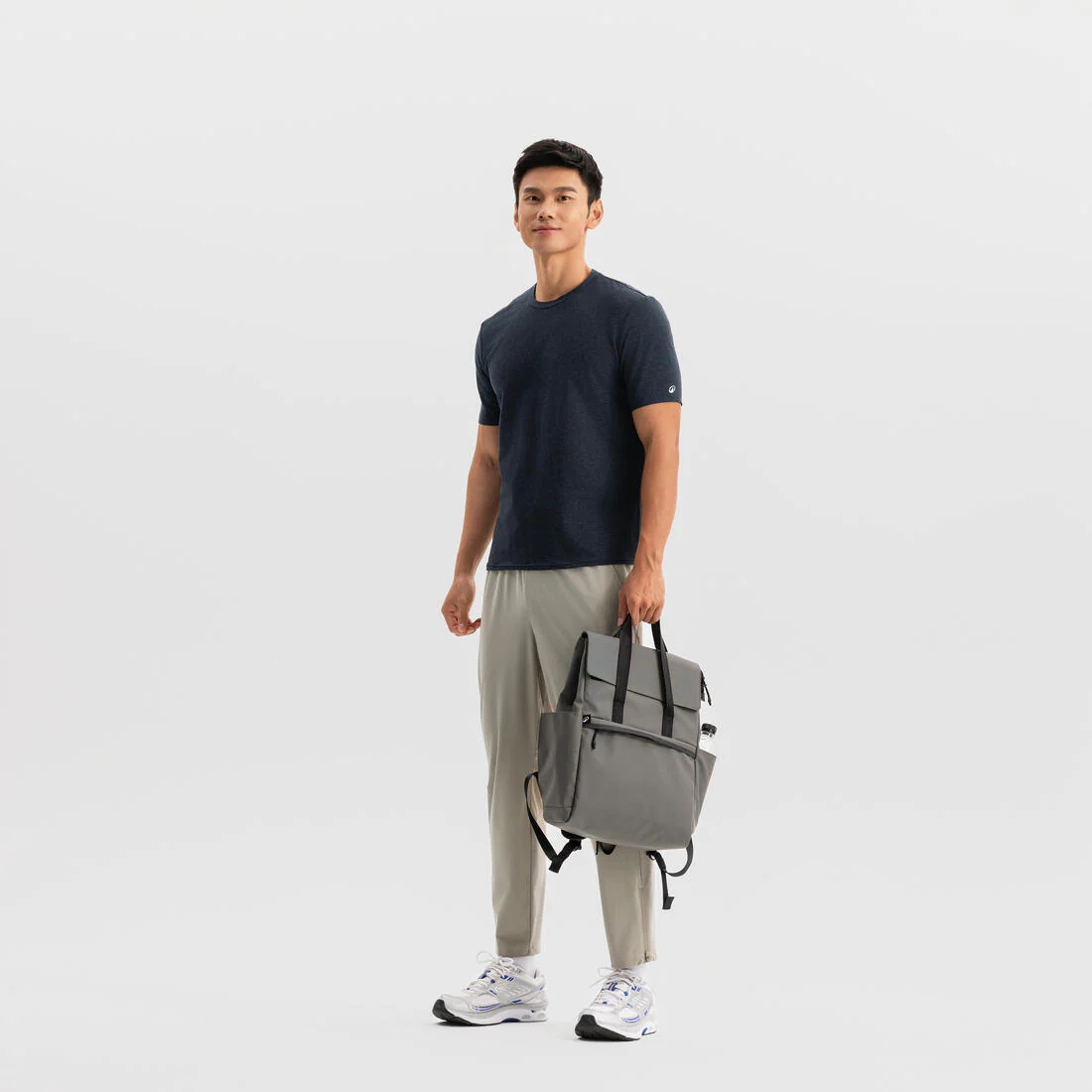 MOCHILA IMPERMEABLE 15 L COMPARTIMENTO PC - Image 4