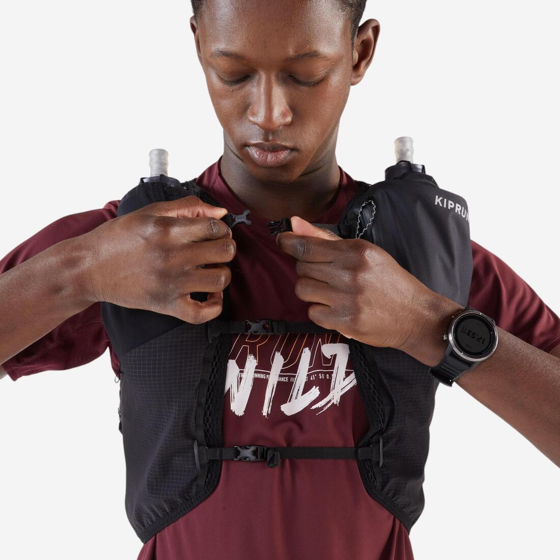 MOCHILA TRAIL RUNNING 15L + BOLSA AGUA 2L KIPRUN 900 - Image 5