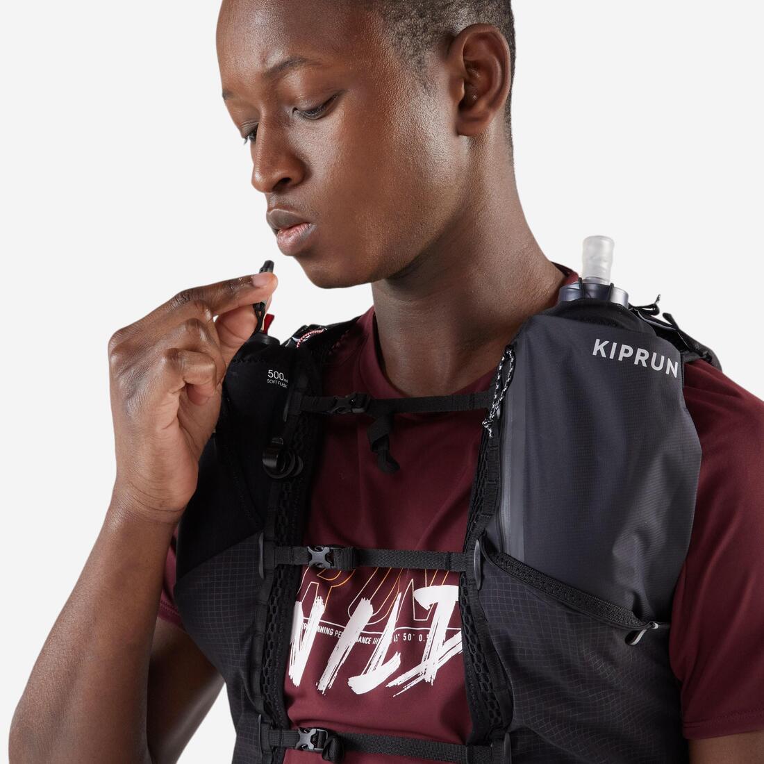 MOCHILA TRAIL RUNNING 15L + BOLSA AGUA 2L KIPRUN 900 - Image 8