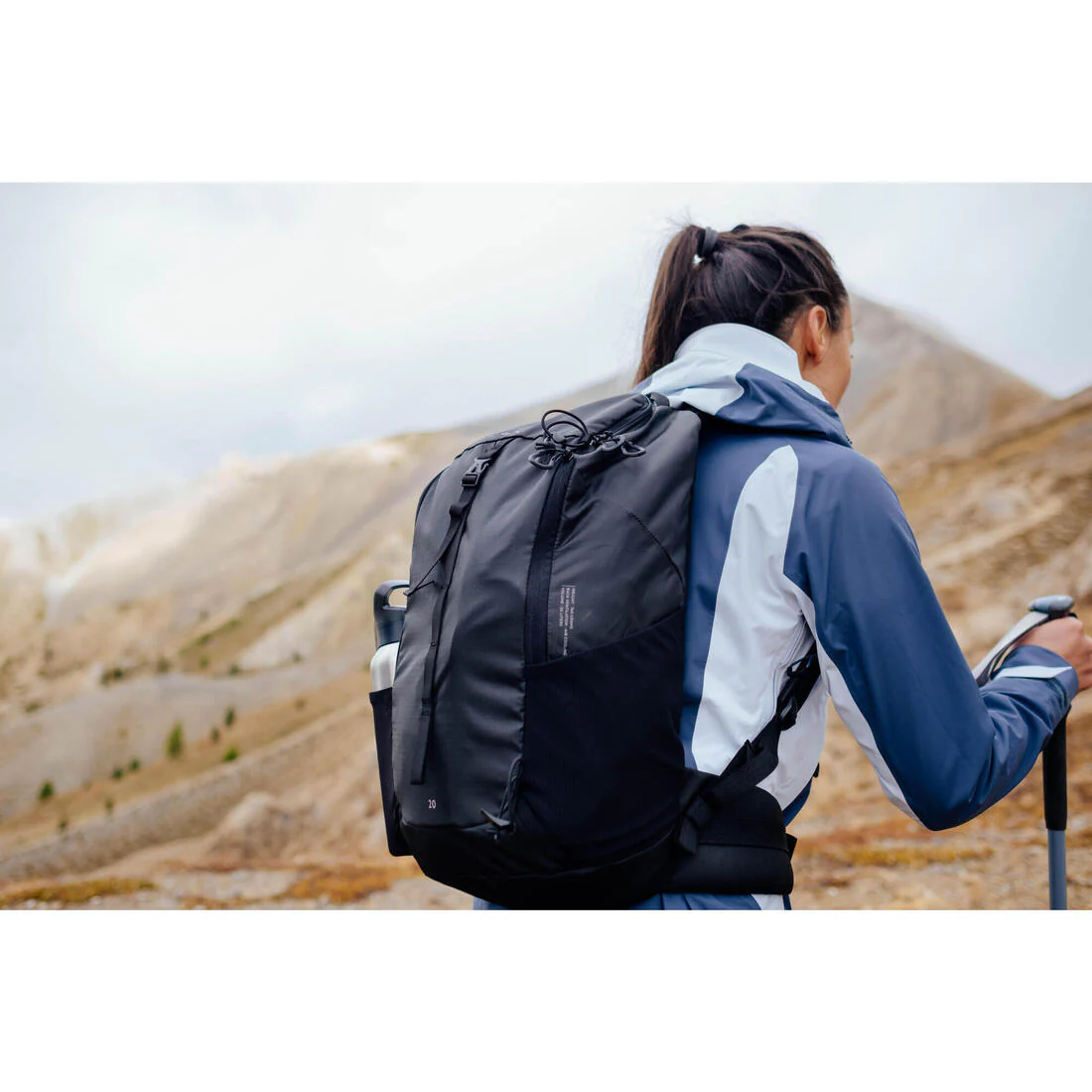 Mochila trekking 20L MH100 - Image 16