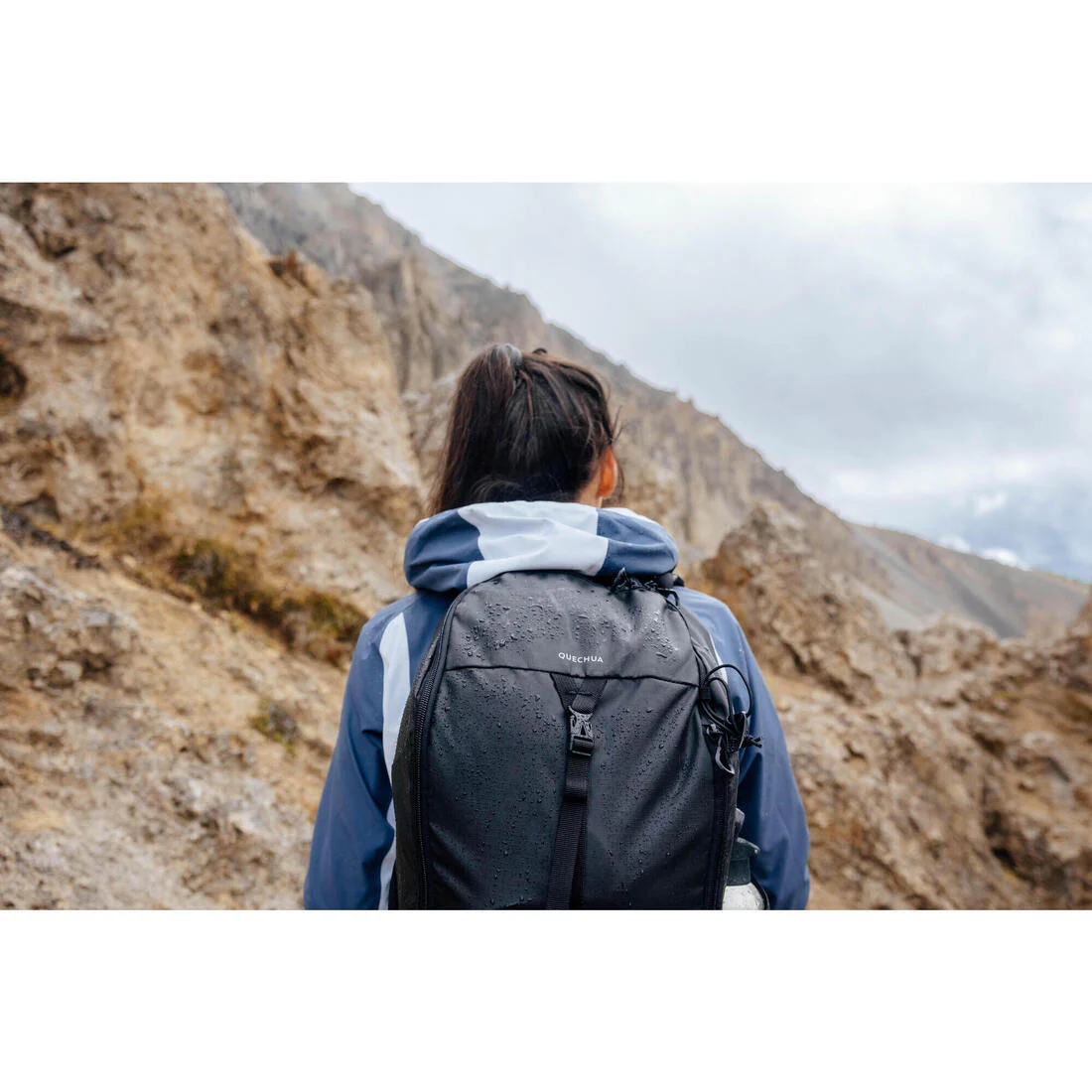 Mochila trekking 20L MH100 - Image 17