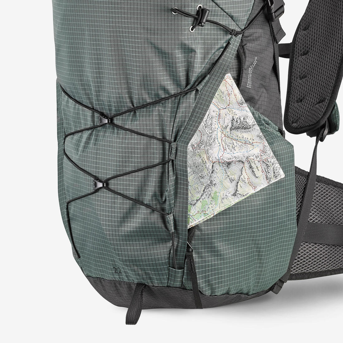 Mochila trekking 22L ultra liviana MT500 - Image 24