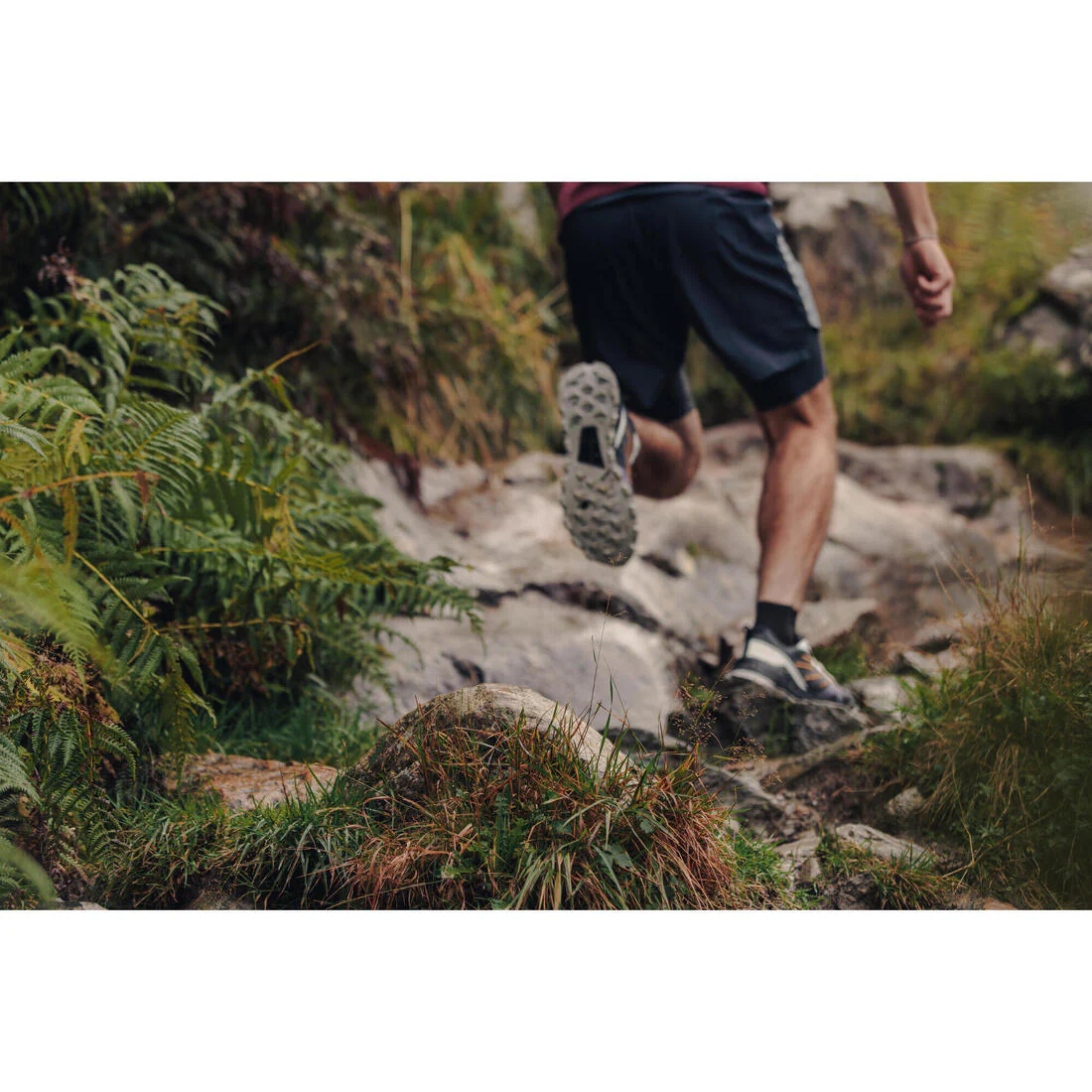 MT3 HOMBRE TRAIL NEGRO BLANCO - Image 15